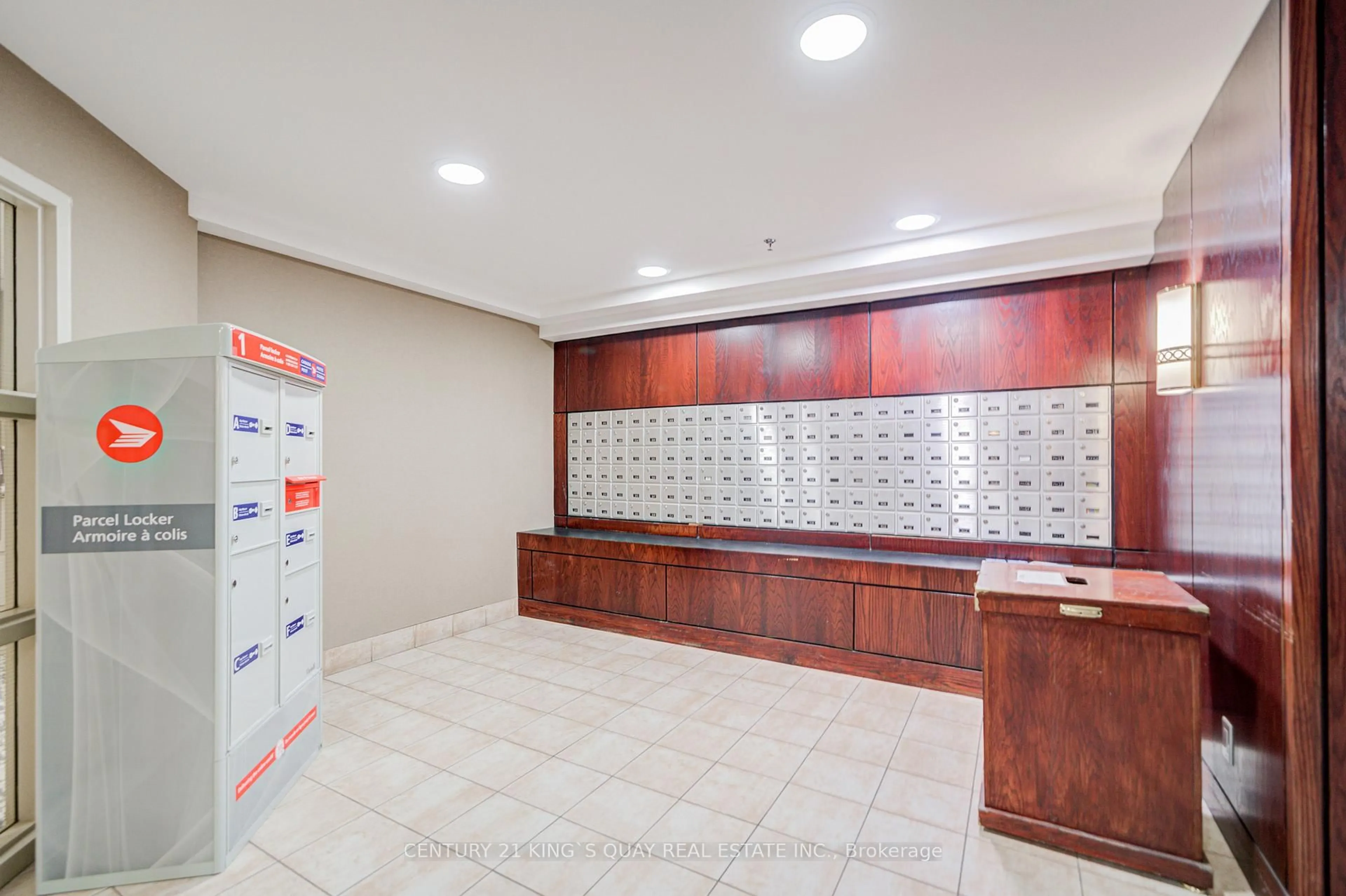 Lobby for 480 McLevin Ave #212, Toronto Ontario M1B 5N9