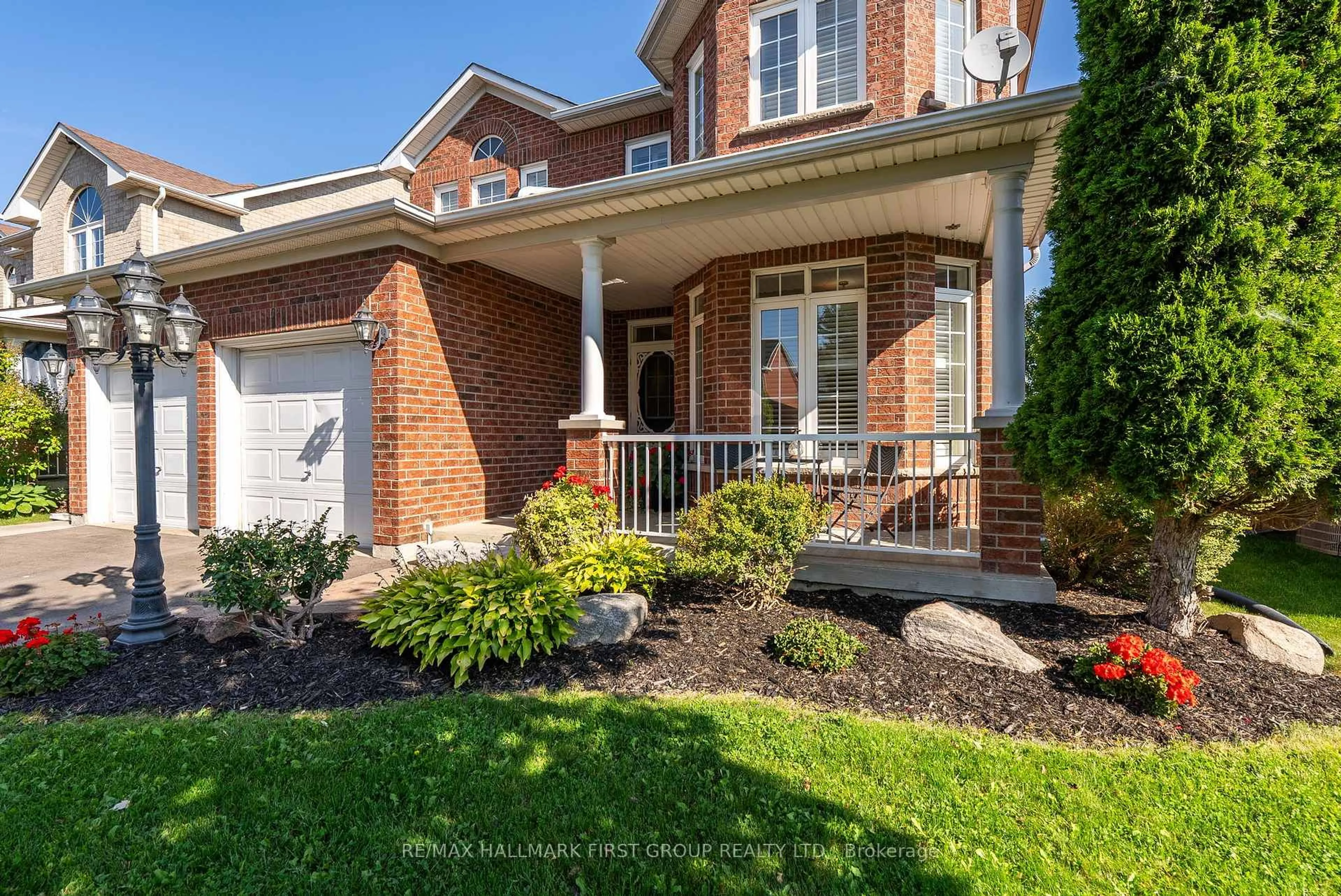 Home with brick exterior material, street for 27 Robin Tr, Scugog Ontario L9L 2C7