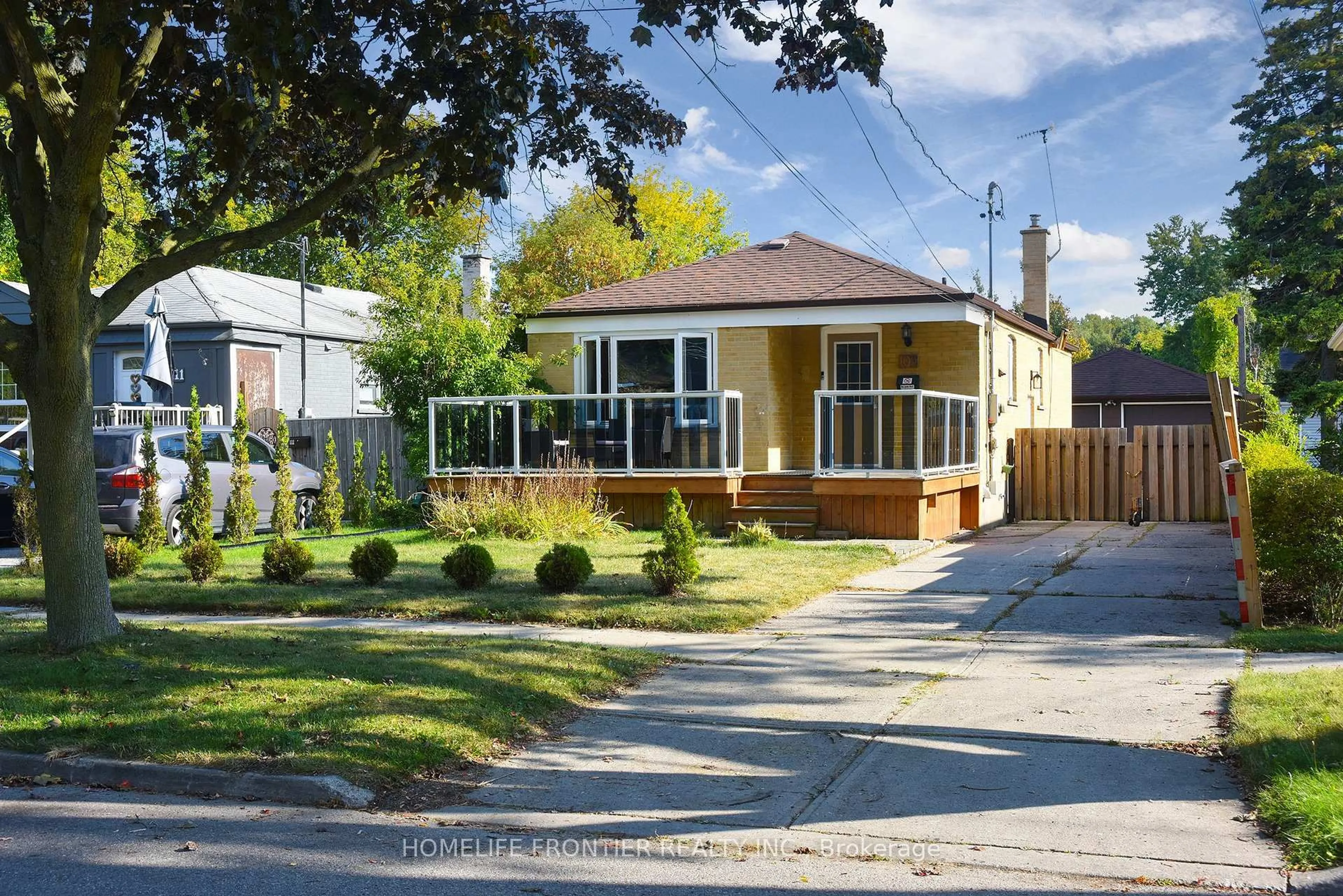 Home with brick exterior material, street for 109 Darlingside Dr, Toronto Ontario M1E 3P4