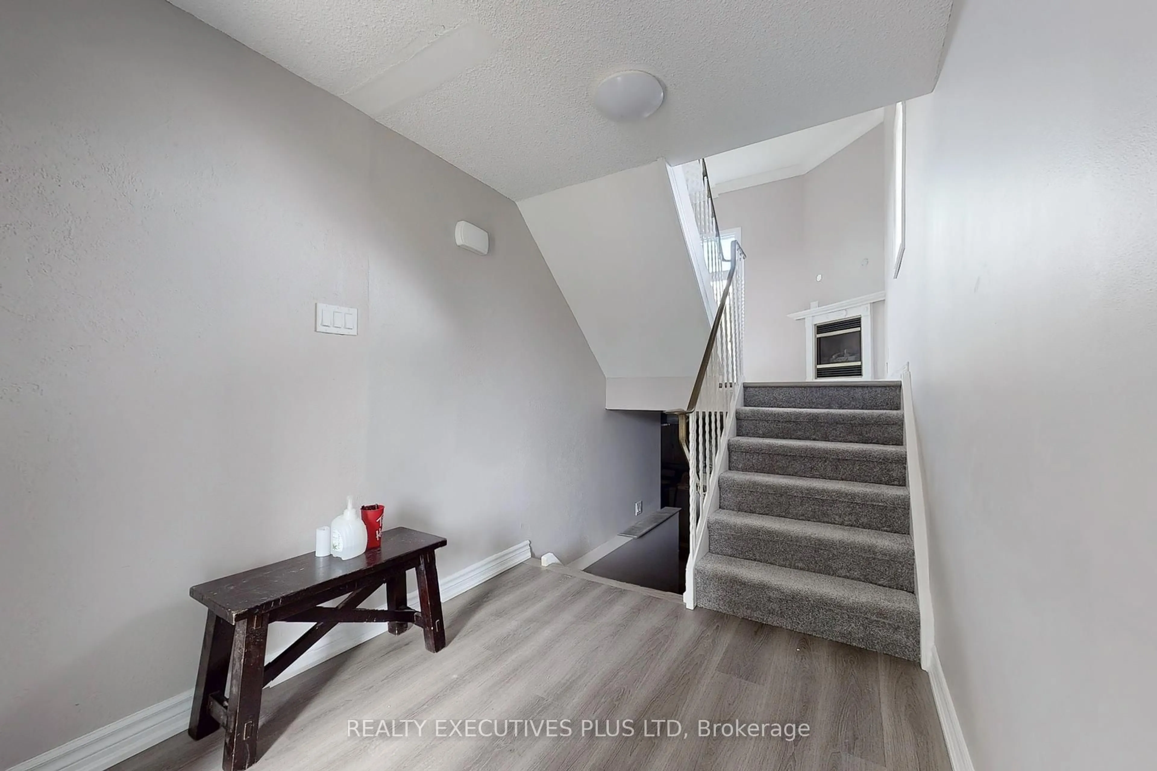 Unknown for 1330 Trowbridge Dr #76, Oshawa Ontario L1G 7L1