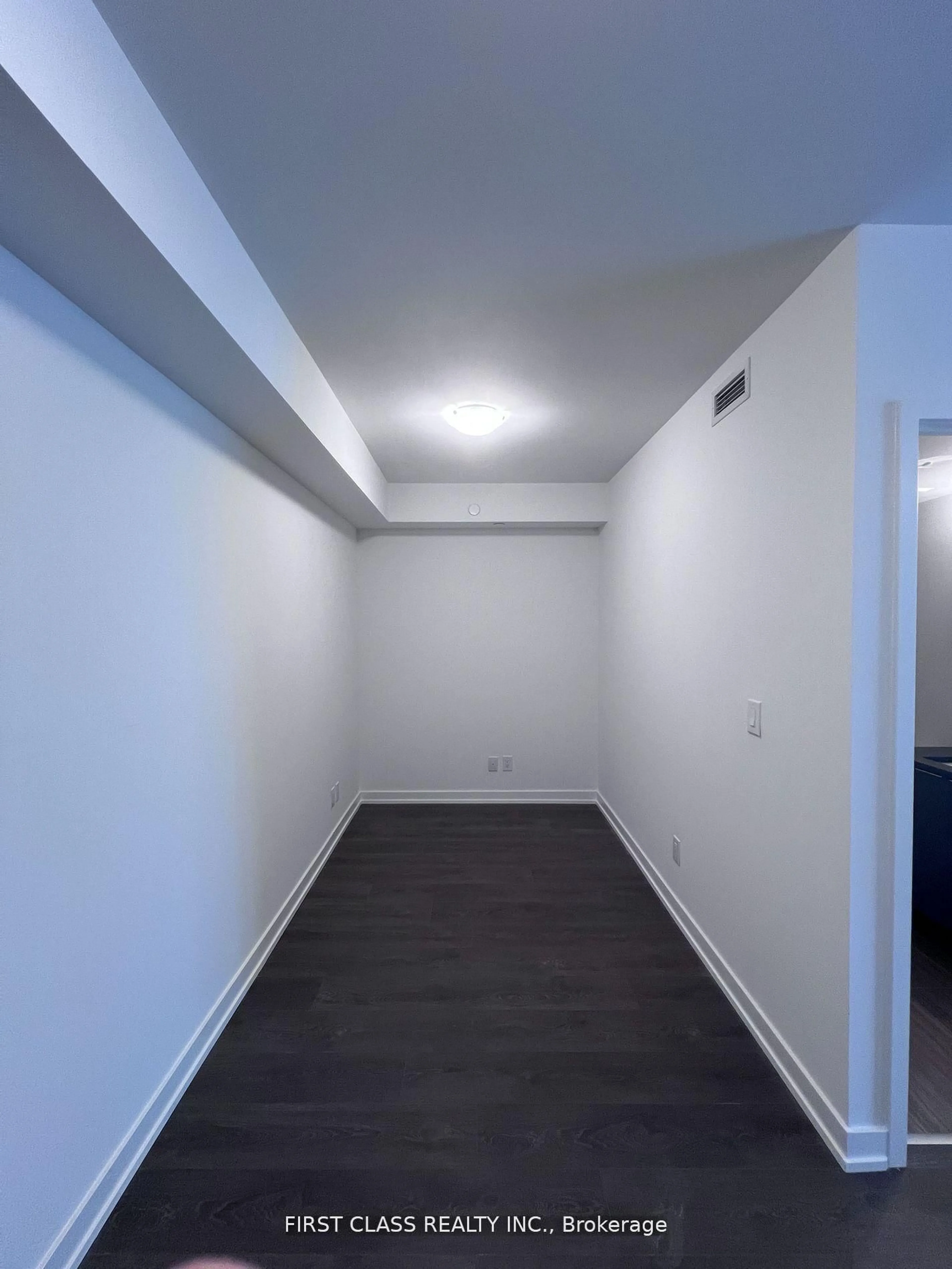 A pic of a room for 2033 Kennedy Rd #1501, Toronto Ontario M1T 0B9