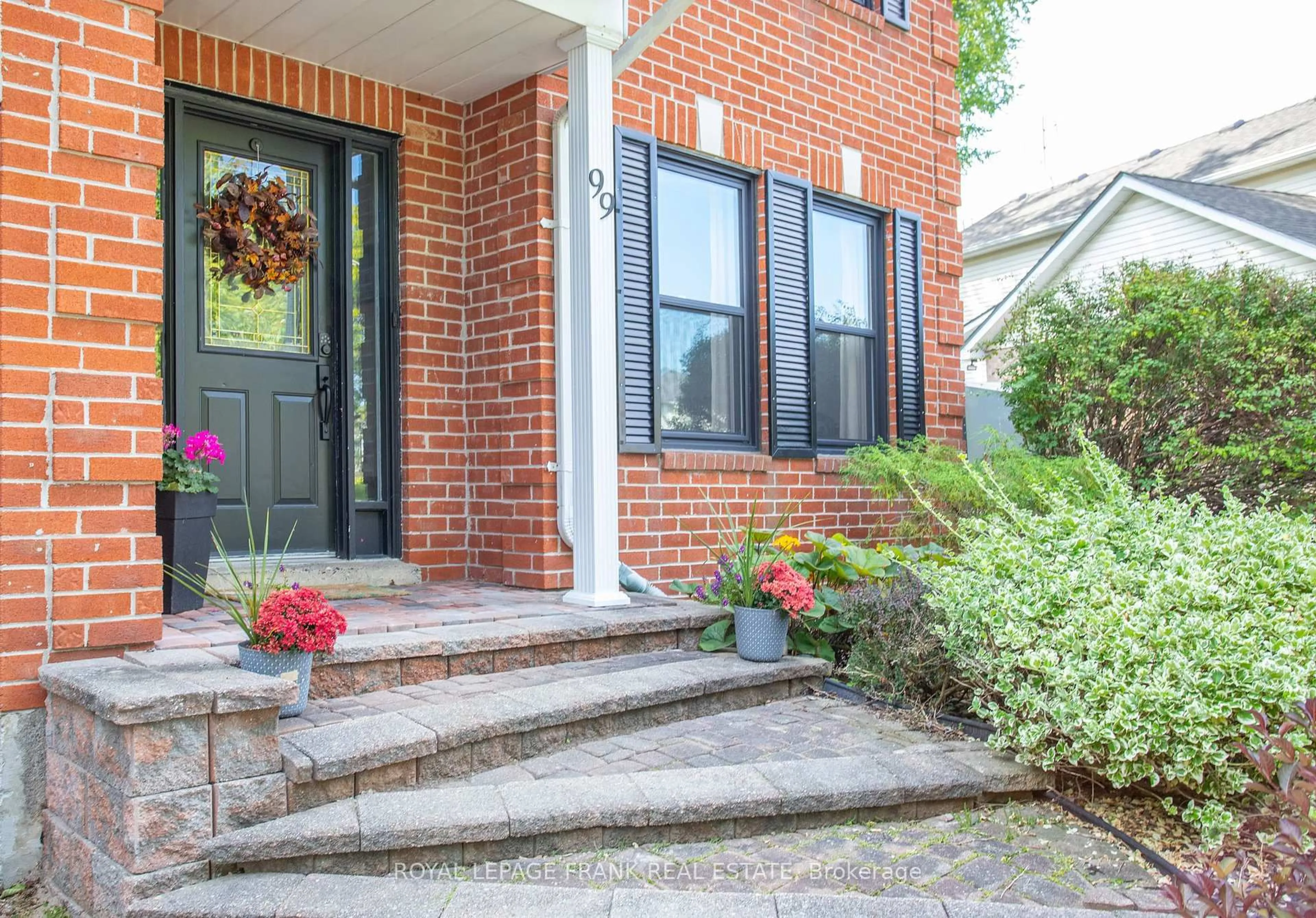 Home with brick exterior material, street for 99 Hart Blvd, Clarington Ontario L1B 1E4