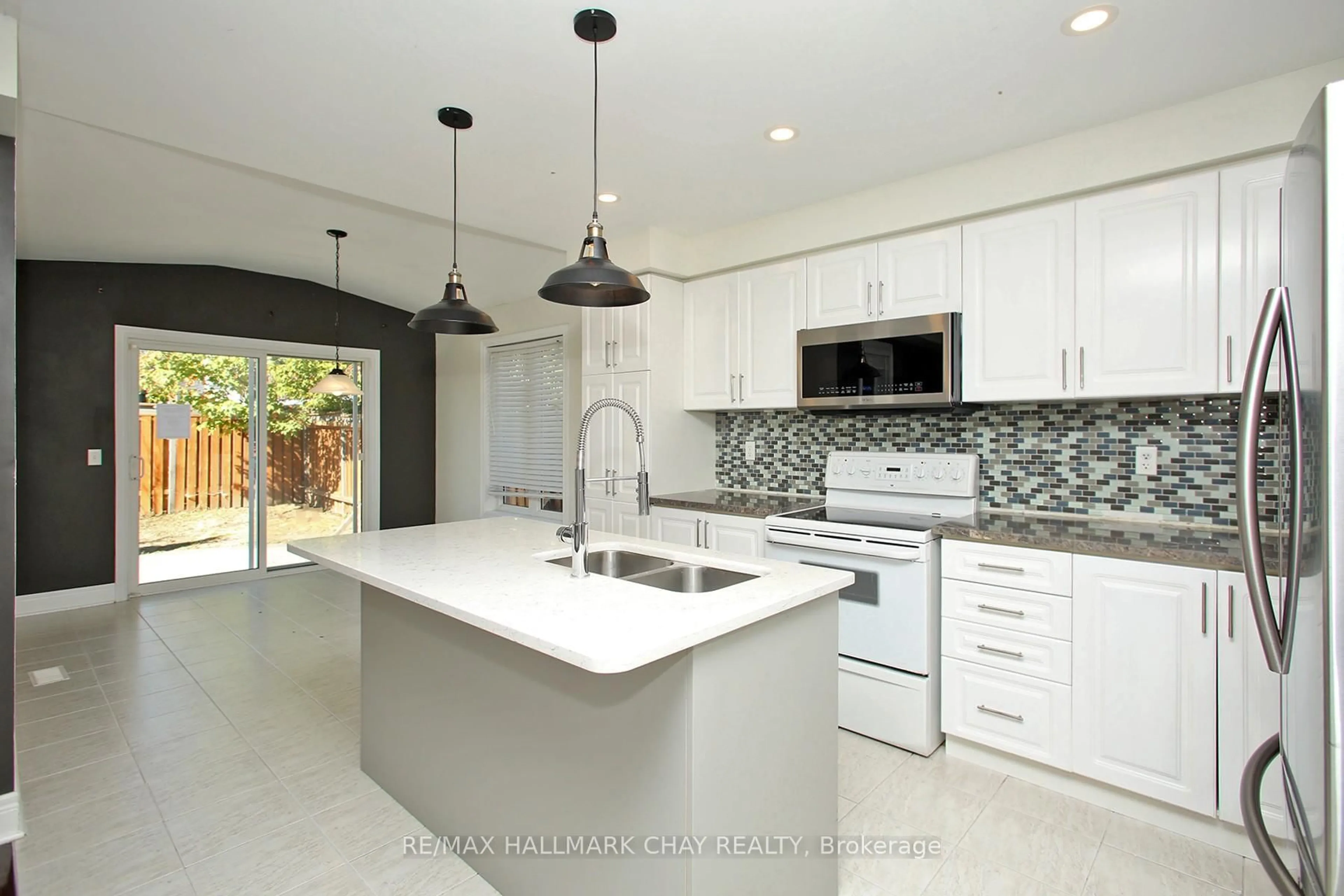 Contemporary kitchen, ceramic/tile floor for 60 Bathgate Cres, Clarington Ontario L1E 0B3