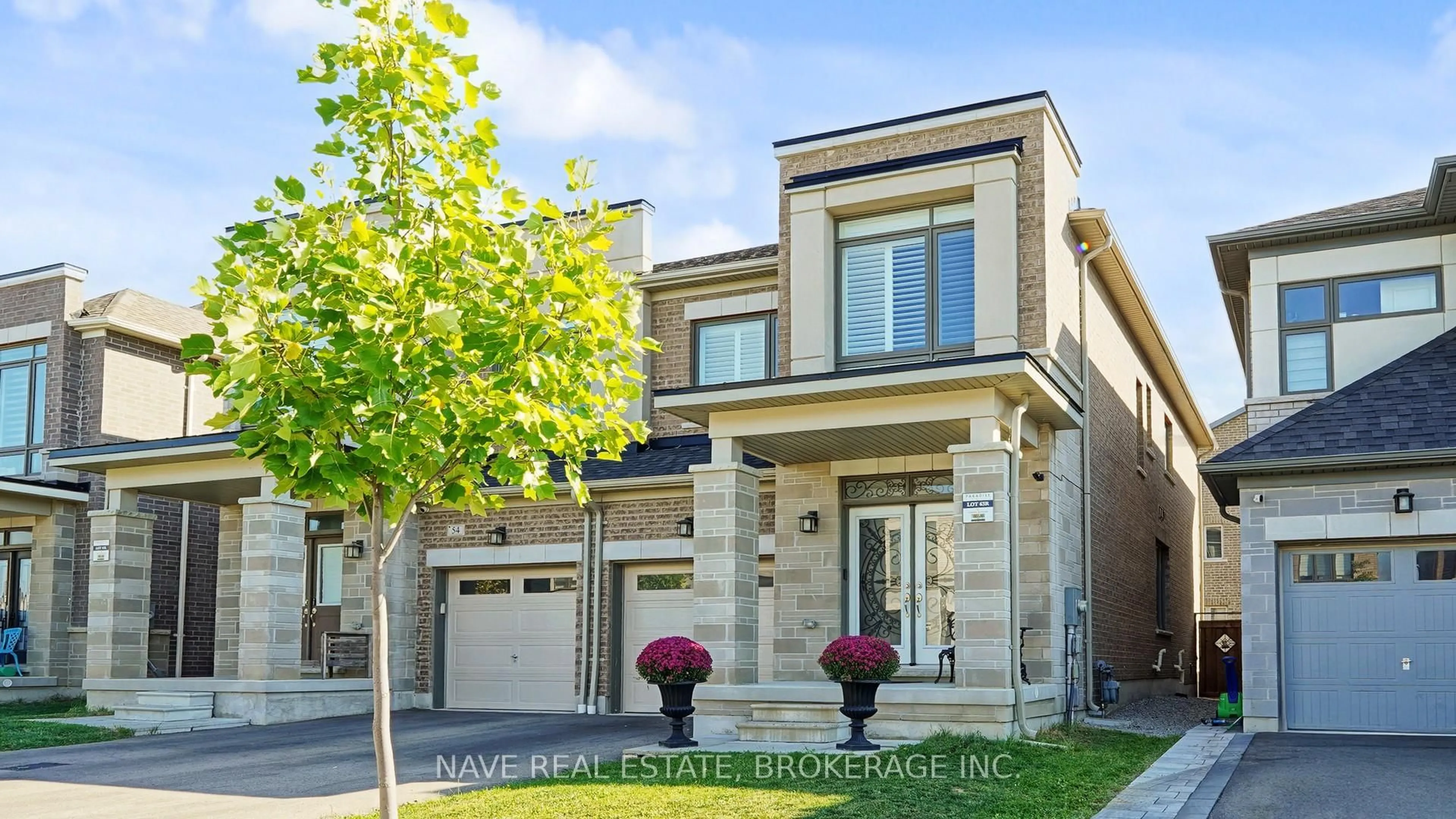 Home with brick exterior material, street for 52 Conarty Cres. Cres, Whitby Ontario L1P 0L4