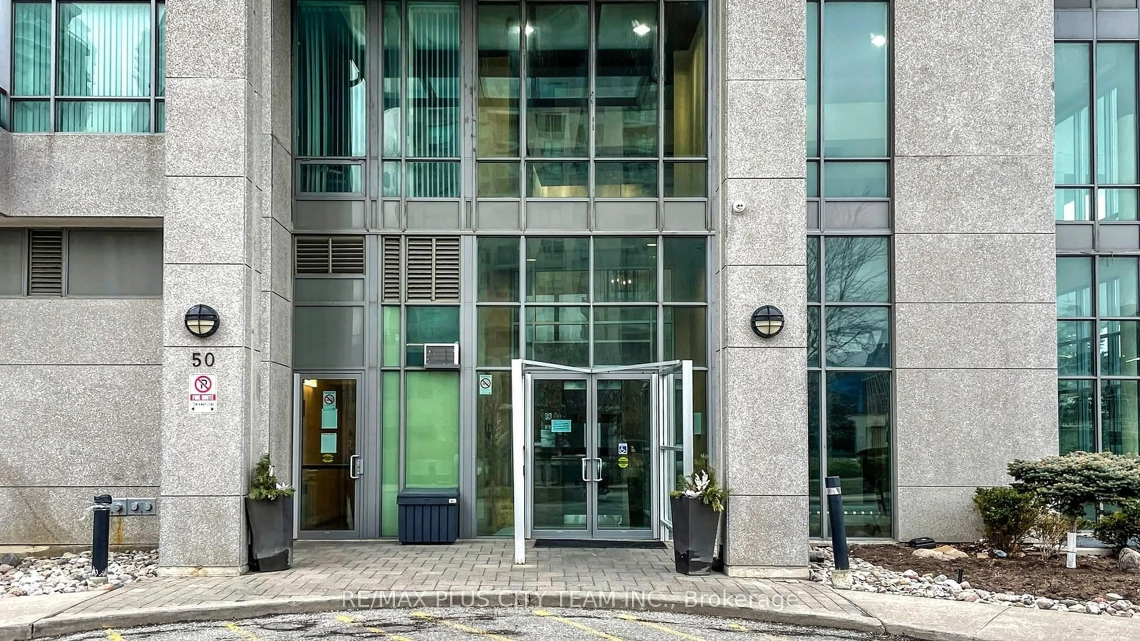 Indoor foyer for 50 Brian Harrison Way #310, Toronto Ontario M1P 5J4