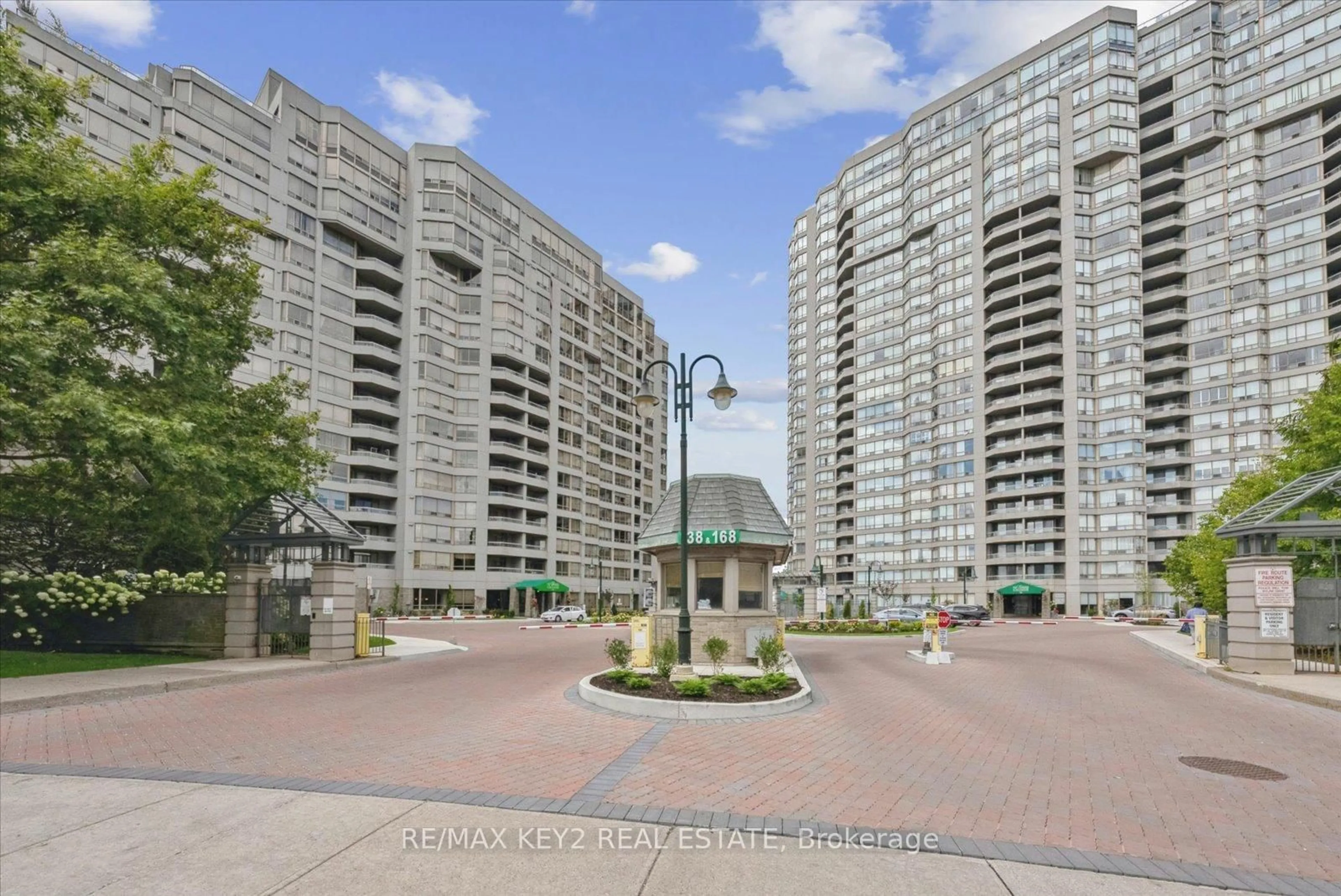 Patio, street for 138 Bonis Ave #1116, Toronto Ontario M1T 3V9