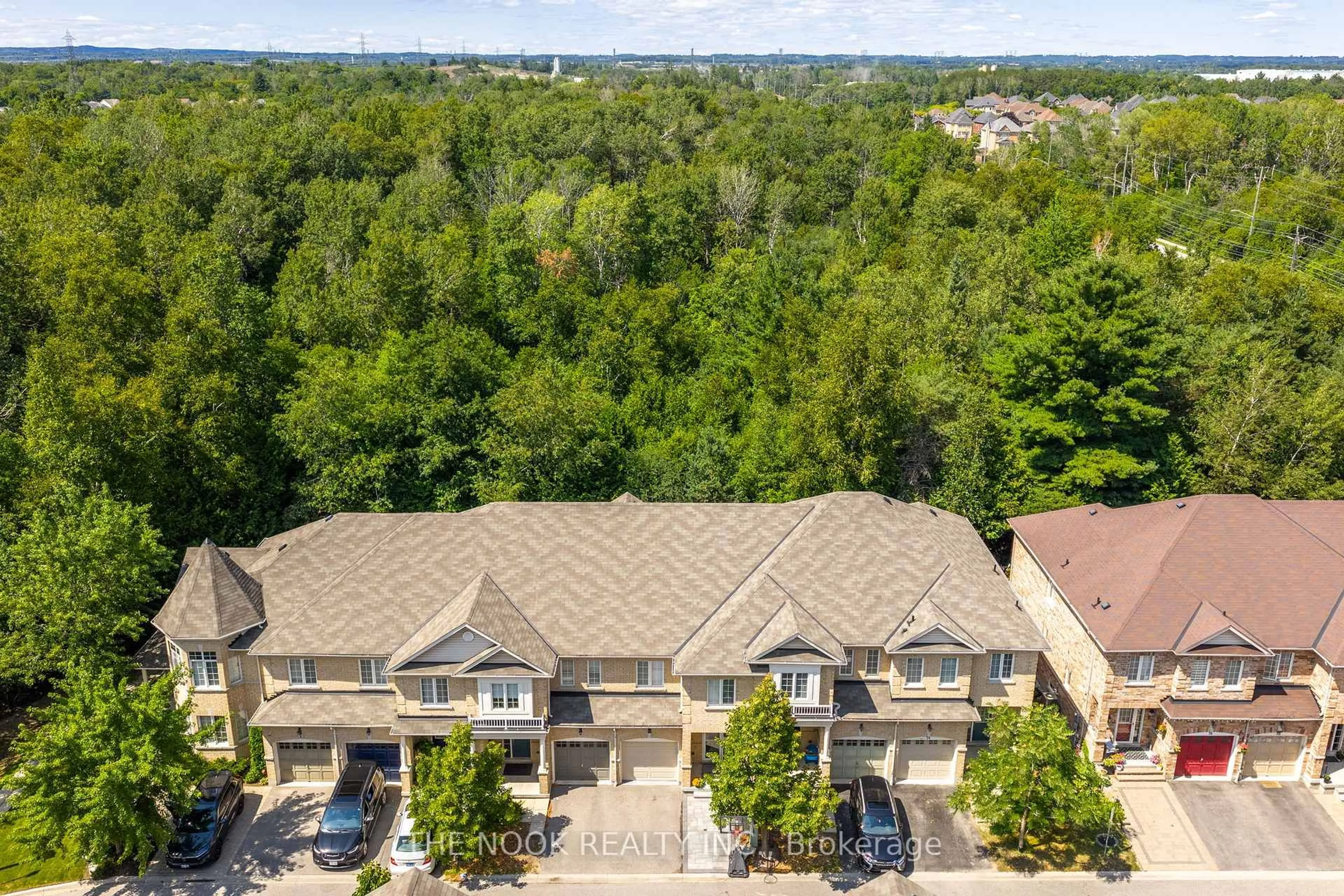 A pic from outside/outdoor area/front of a property/back of a property/a pic from drone, unknown for 10 Edison Way, Whitby Ontario L1R 0M3