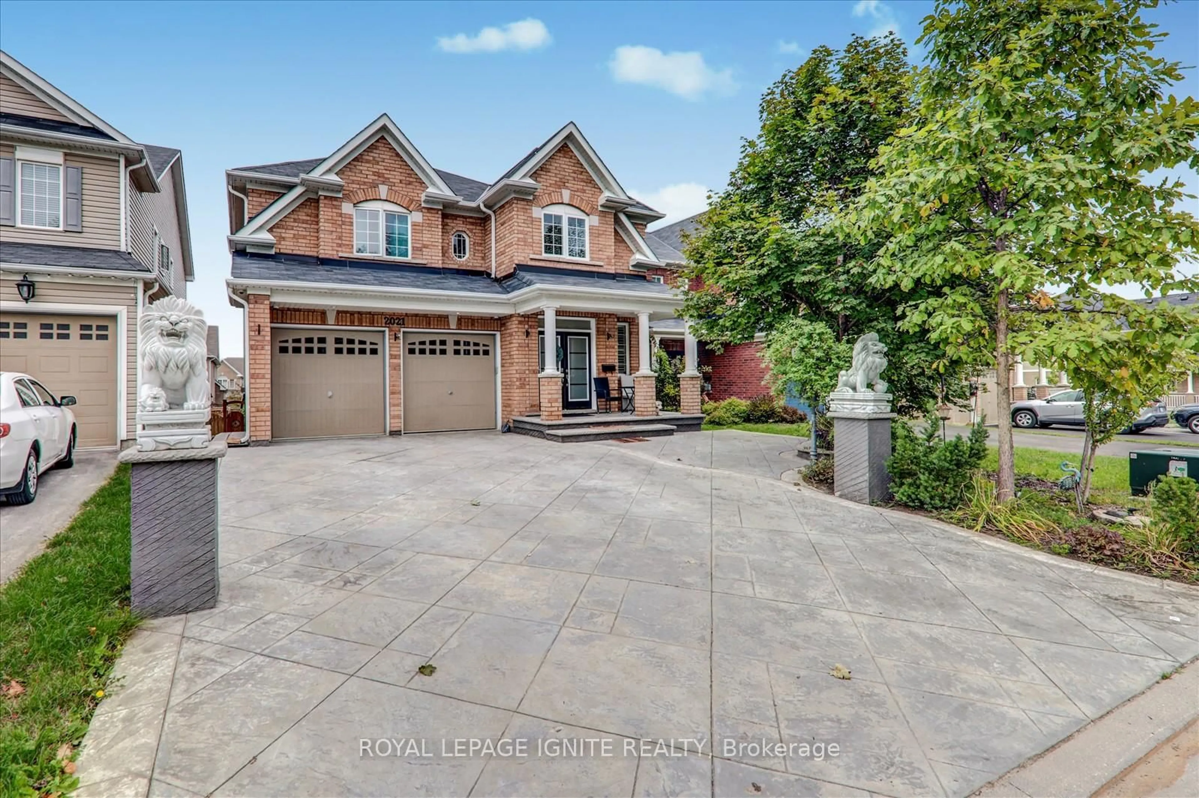 Home with brick exterior material, street for 2021 Kurelo Dr, Oshawa Ontario L1K 0W7