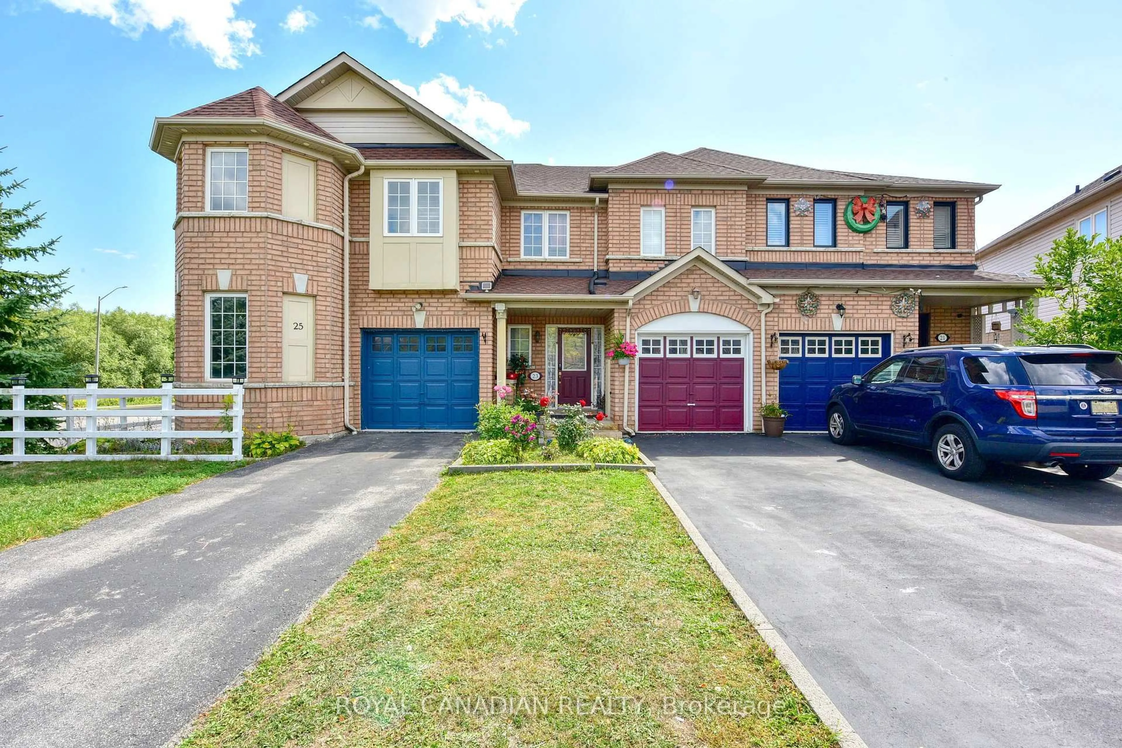 Home with brick exterior material, street for 25 Brind-Sheridan Crt, Ajax Ontario L1S 0A2