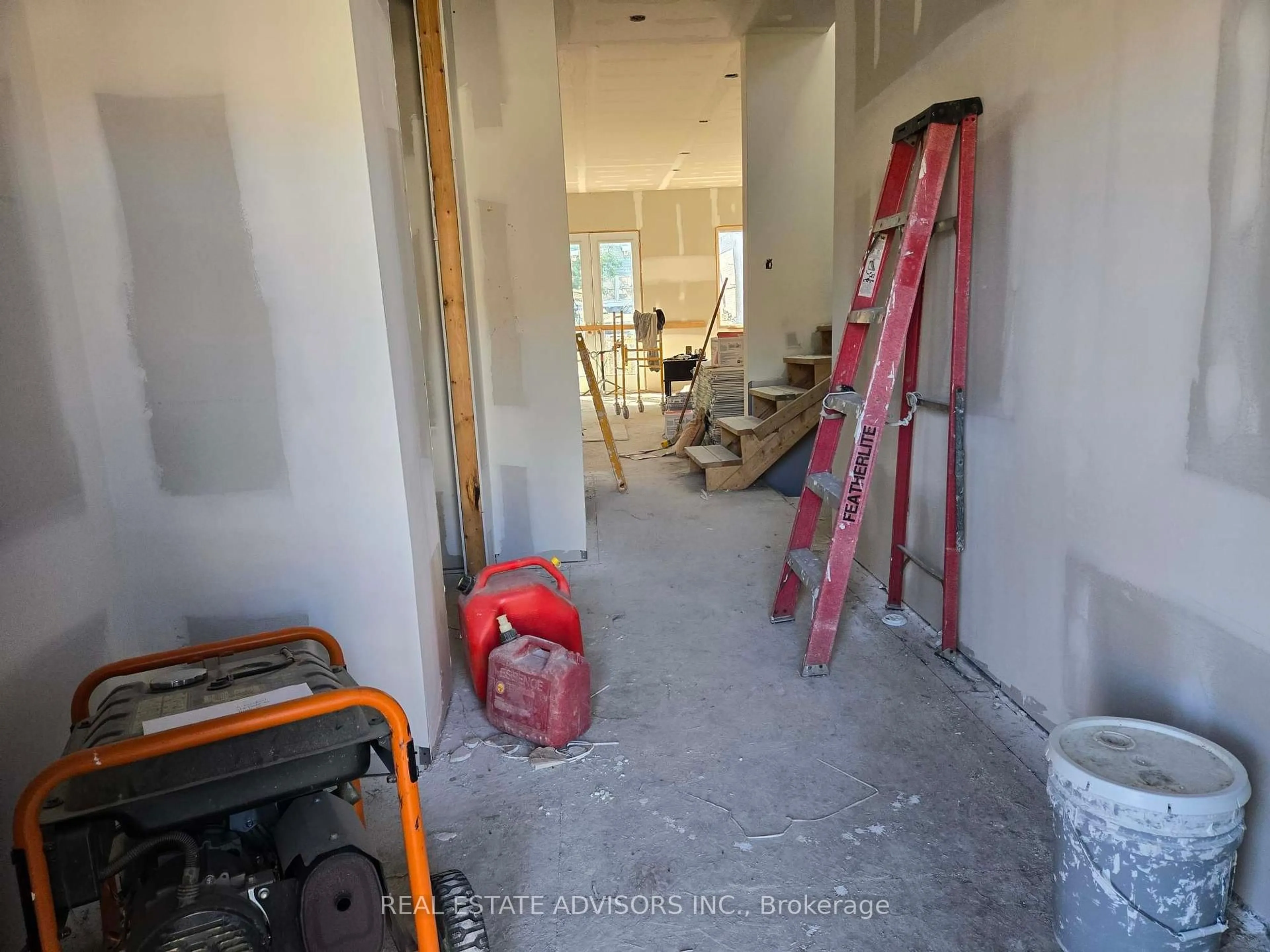 A pic of a room for 68B Laurel Ave, Toronto Ontario M1K 3J6