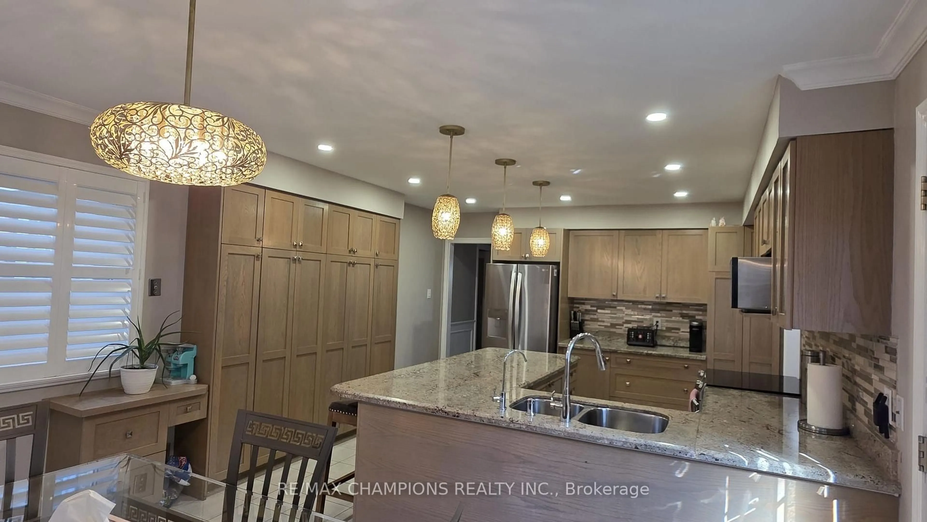 Unknown for 1685 Dellbrook Ave, Pickering Ontario L1X 2B2