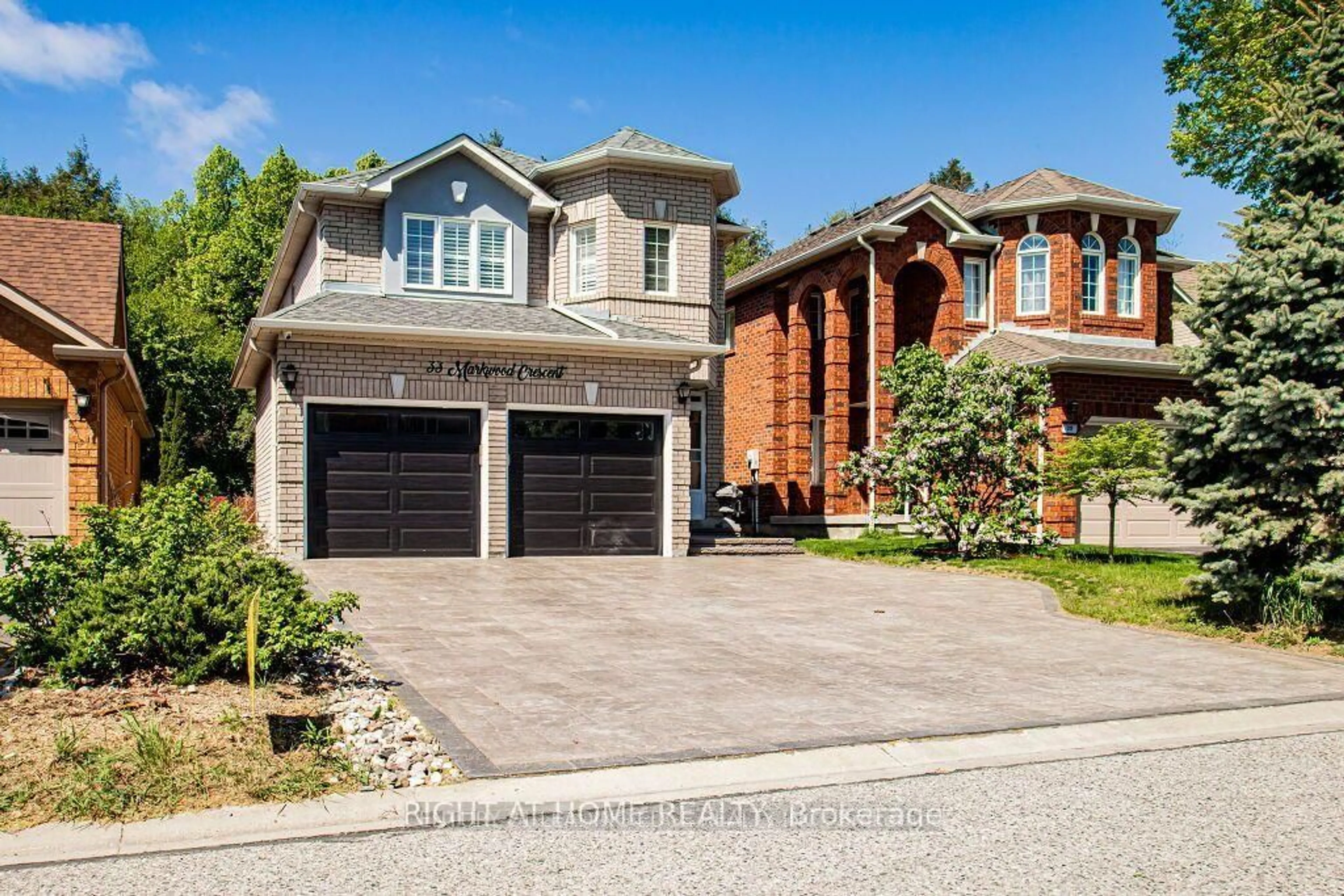 Home with brick exterior material, street for 33 Markwood Cres, Whitby Ontario L1R 2S3