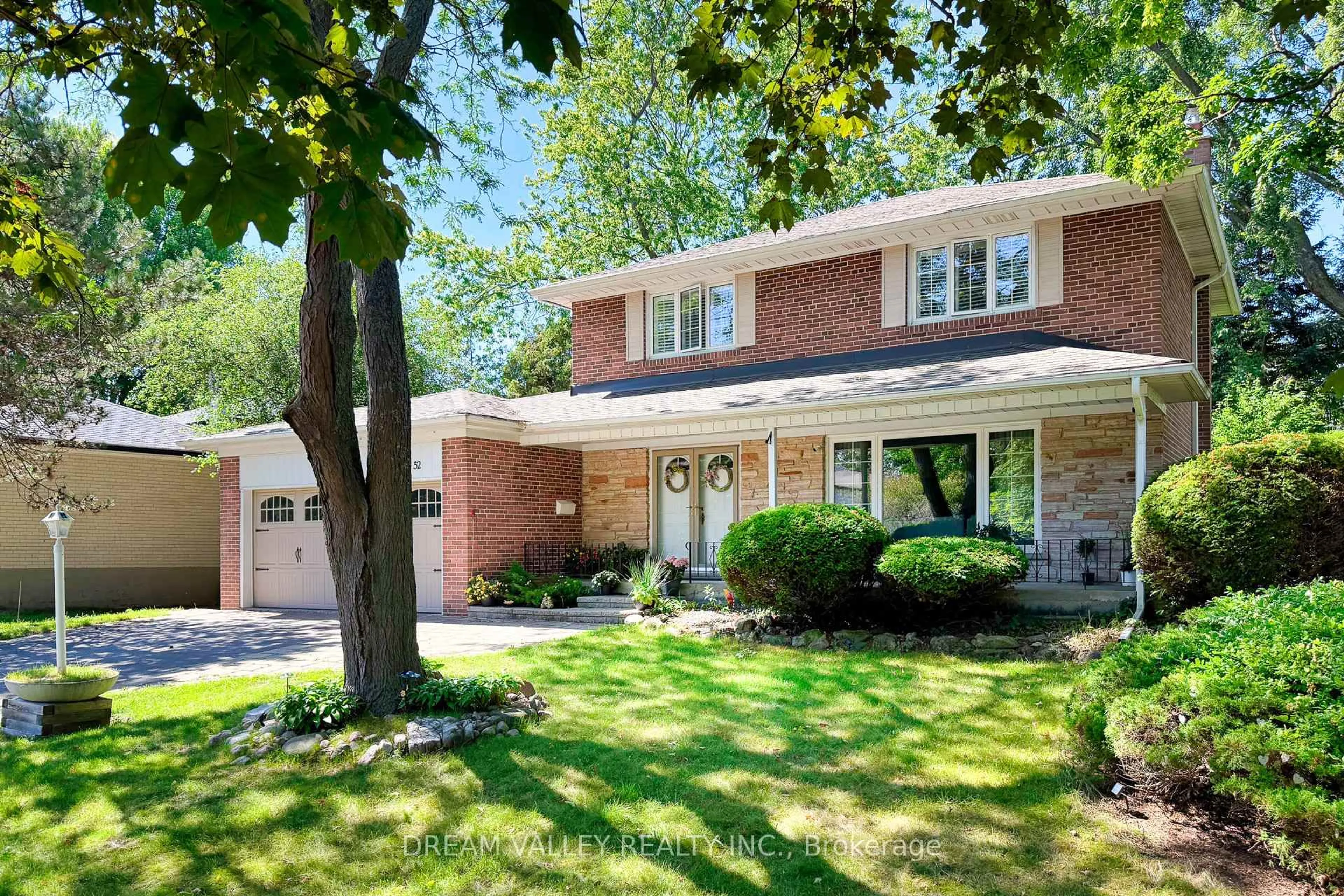 Home with brick exterior material, street for 52 South Marine Dr, Toronto Ontario M1E 1A2