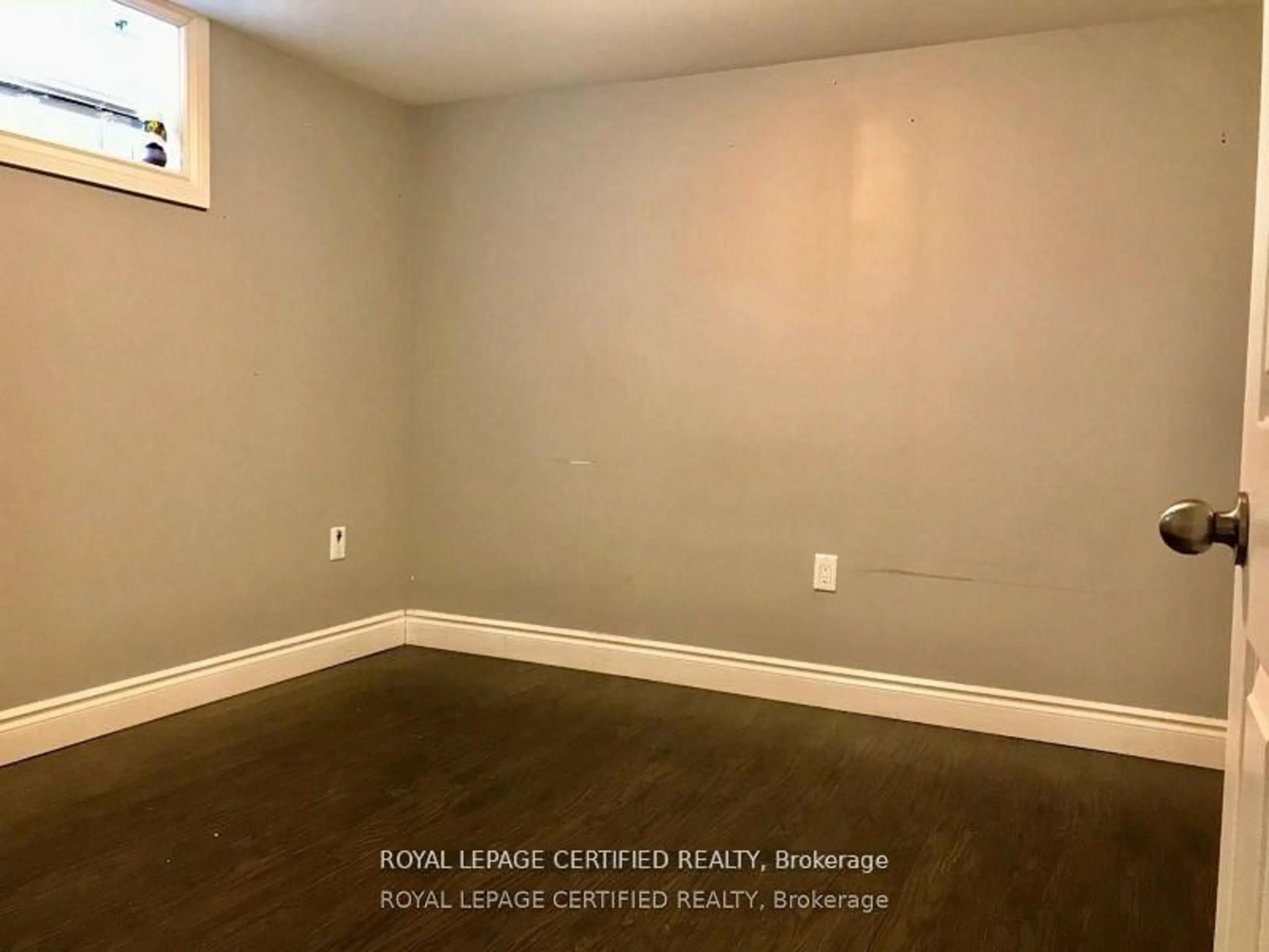 A pic of a room for 789 Regent Dr, Oshawa Ontario L1G 1H8