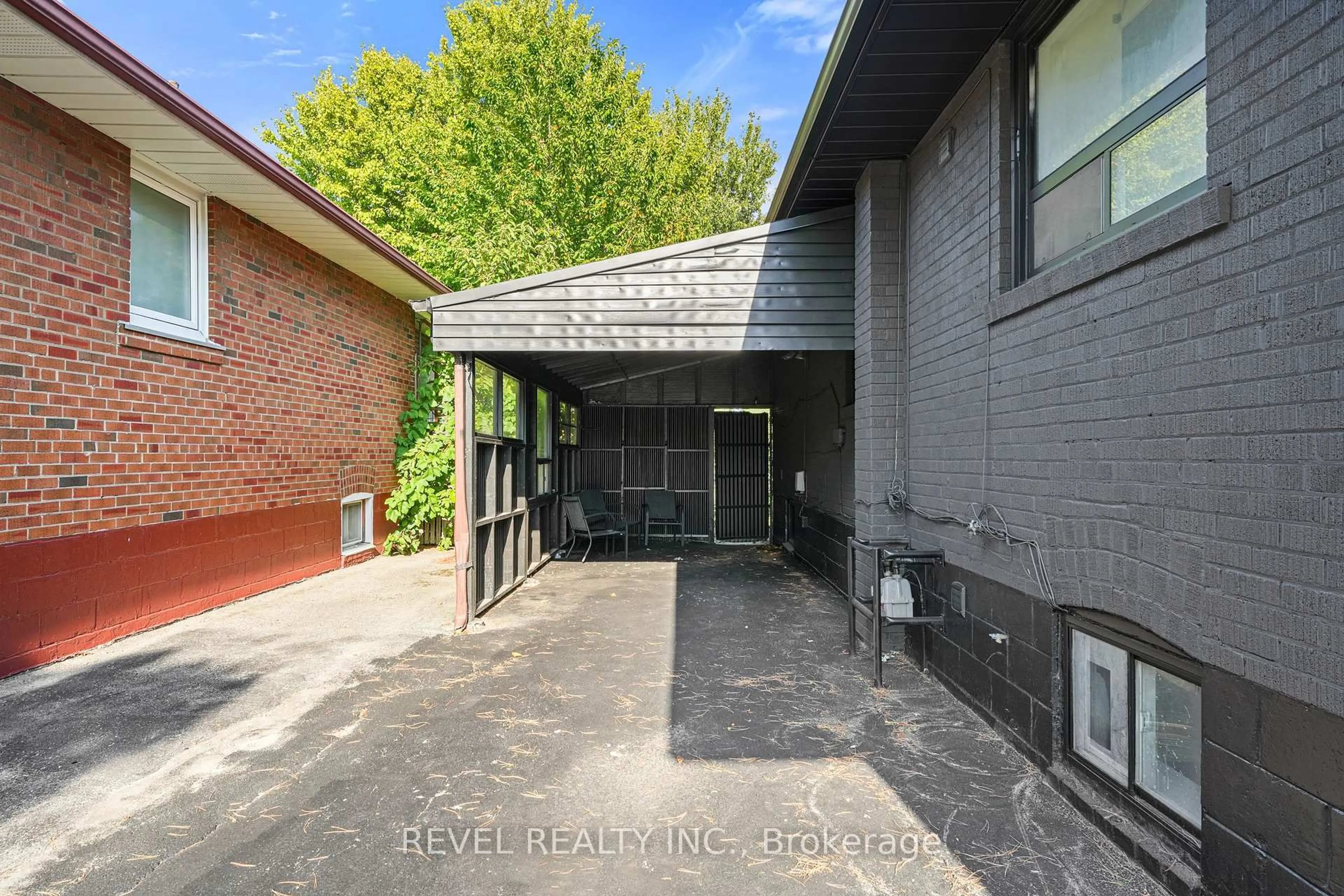 Unknown for 63 Crosland Dr, Toronto Ontario M1R 4M9