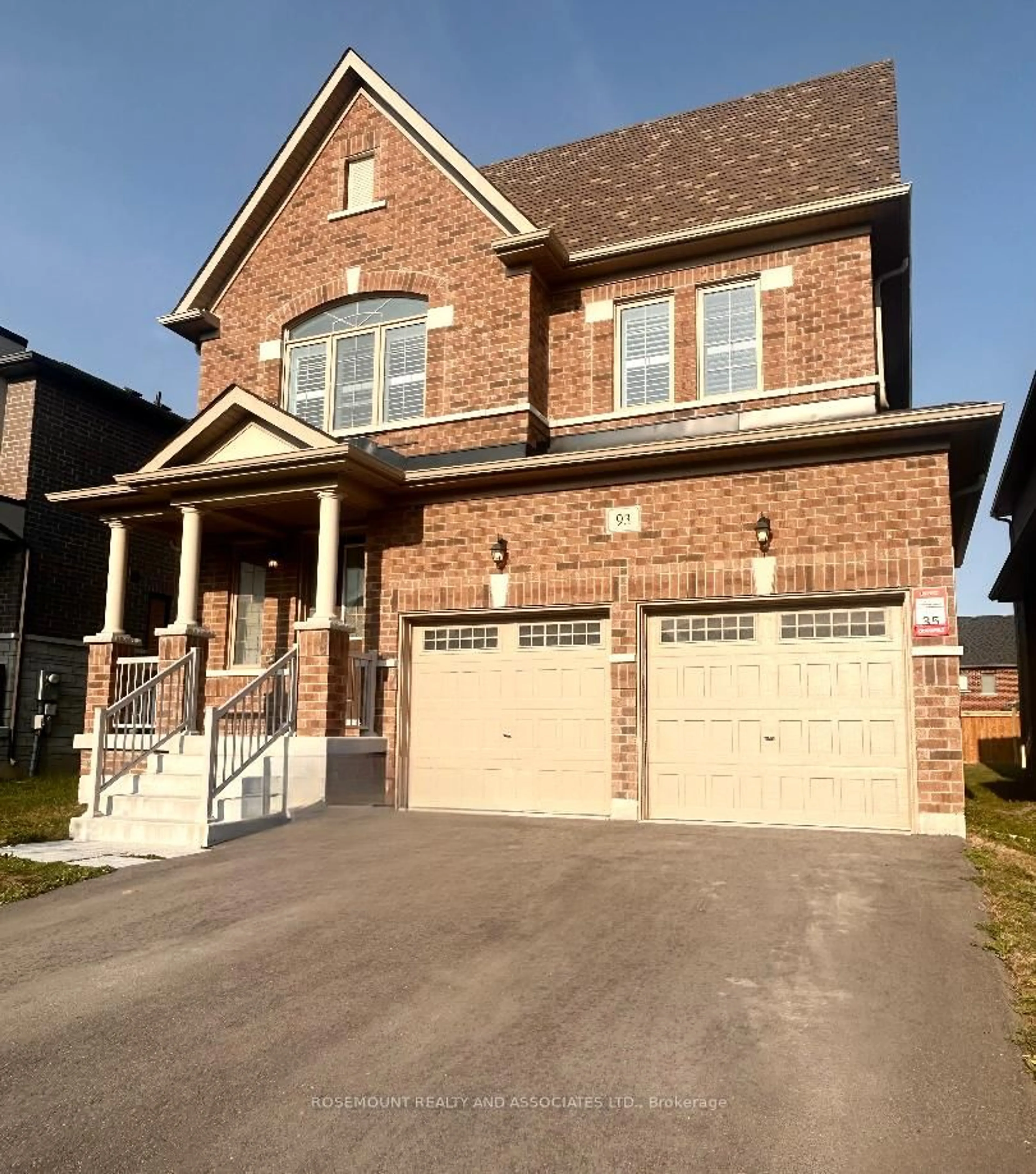 Home with brick exterior material, street for 93 Wamsley Cres, Clarington Ontario L1B 1G9