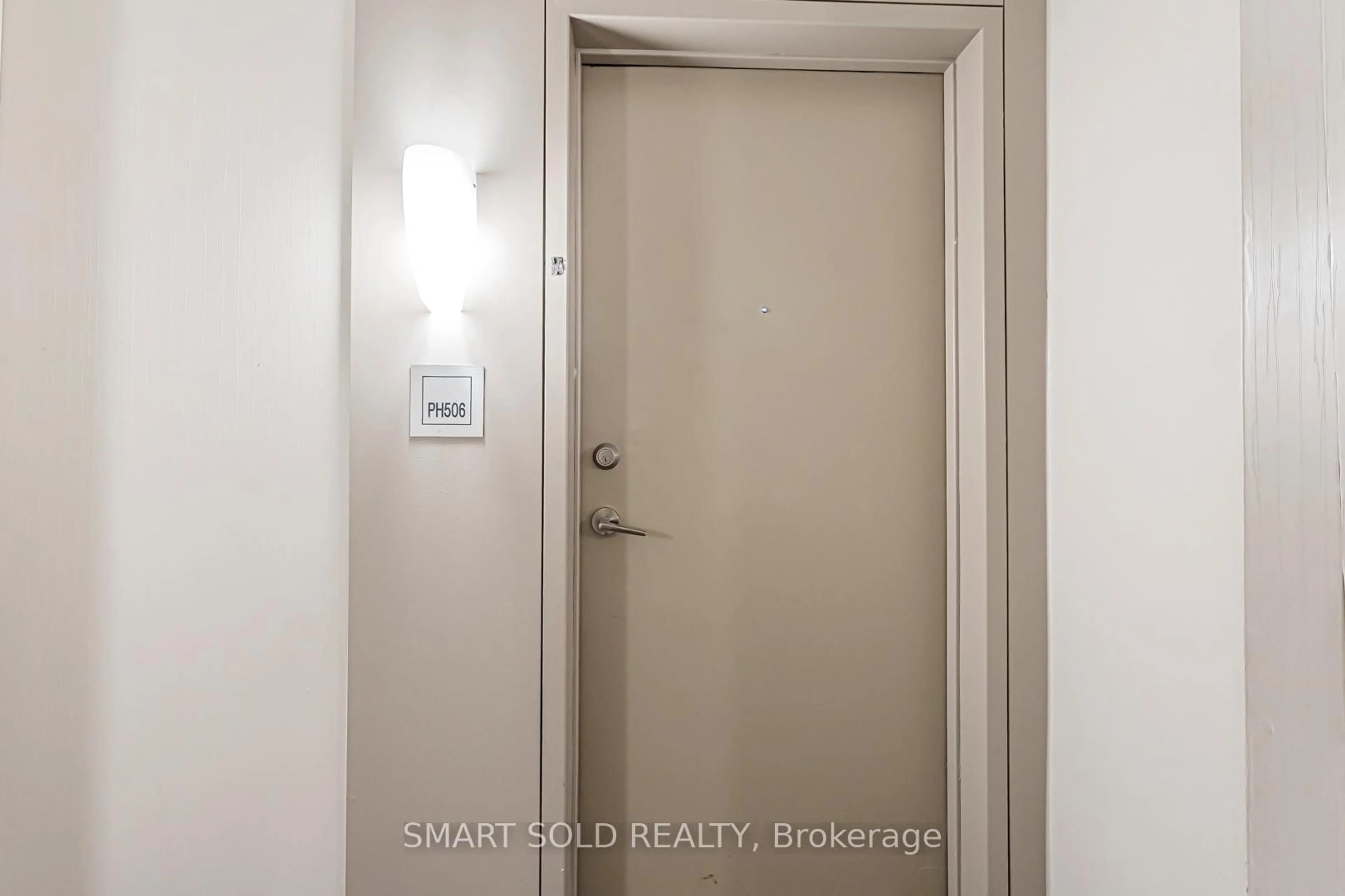 Unknown for 38 Lee Centre Dr #Ph506, Toronto Ontario M1H 3J7