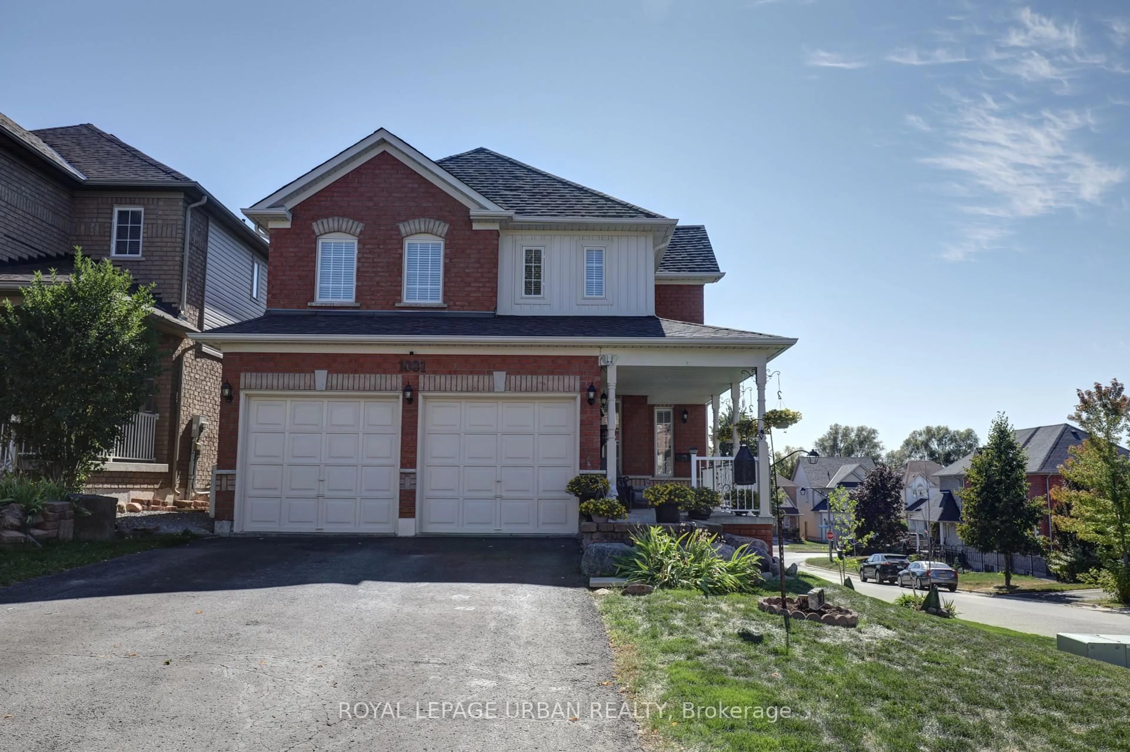 Home with brick exterior material, street for 1081 Keswick Crt, Oshawa Ontario L1K 2V2