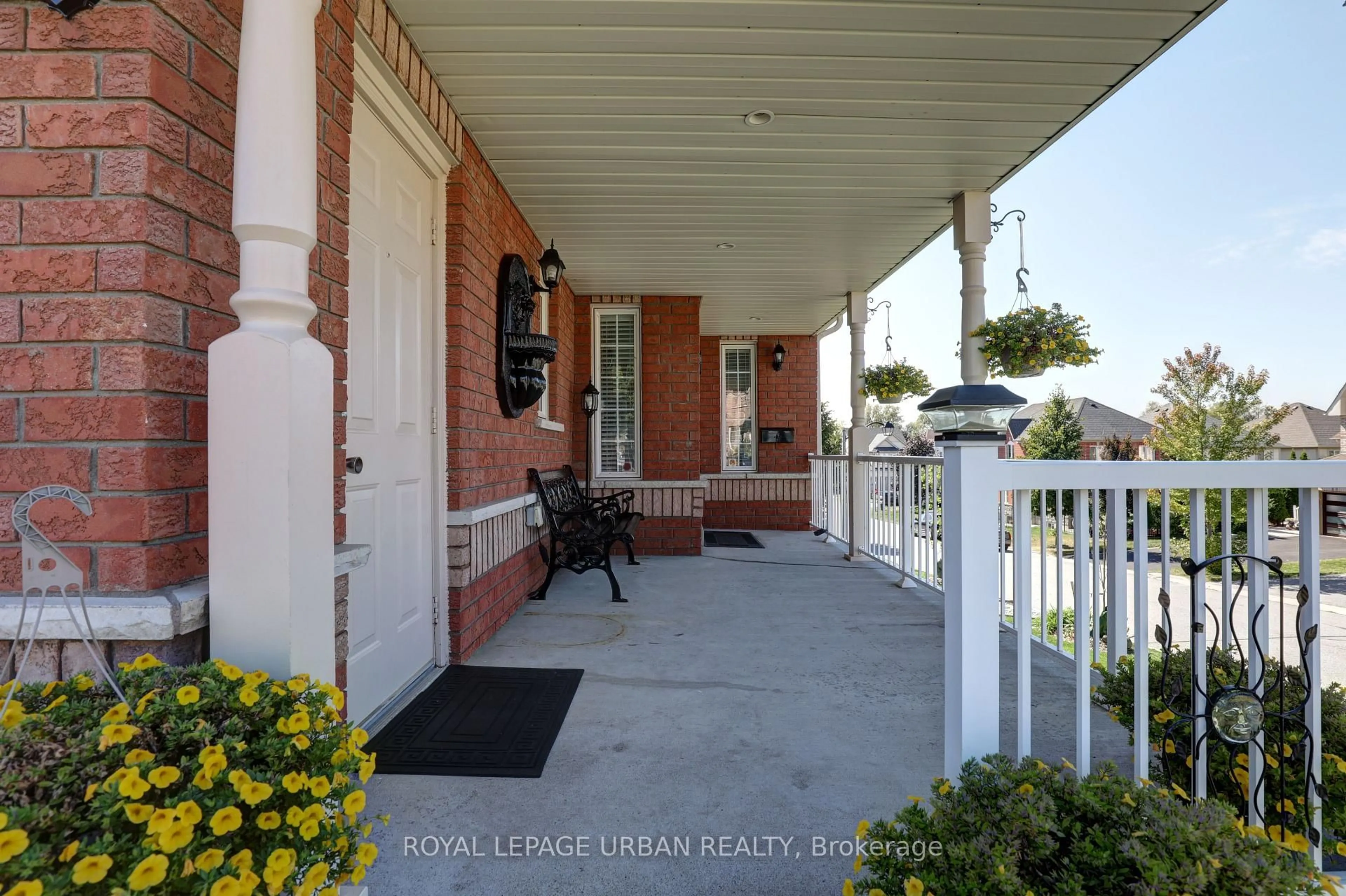 Unknown for 1081 Keswick Crt, Oshawa Ontario L1K 2V2