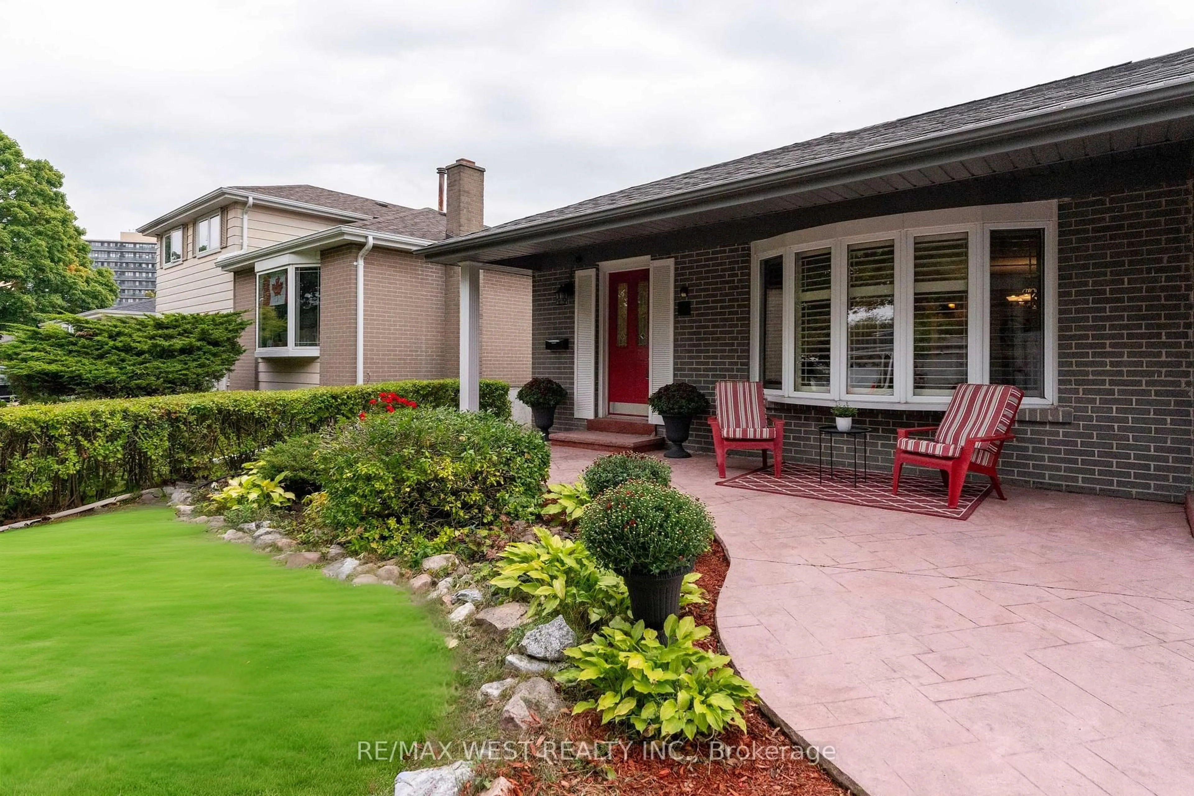 Home with brick exterior material, street for 37 Bledlow Manor Dr, Toronto Ontario M1E 1B1