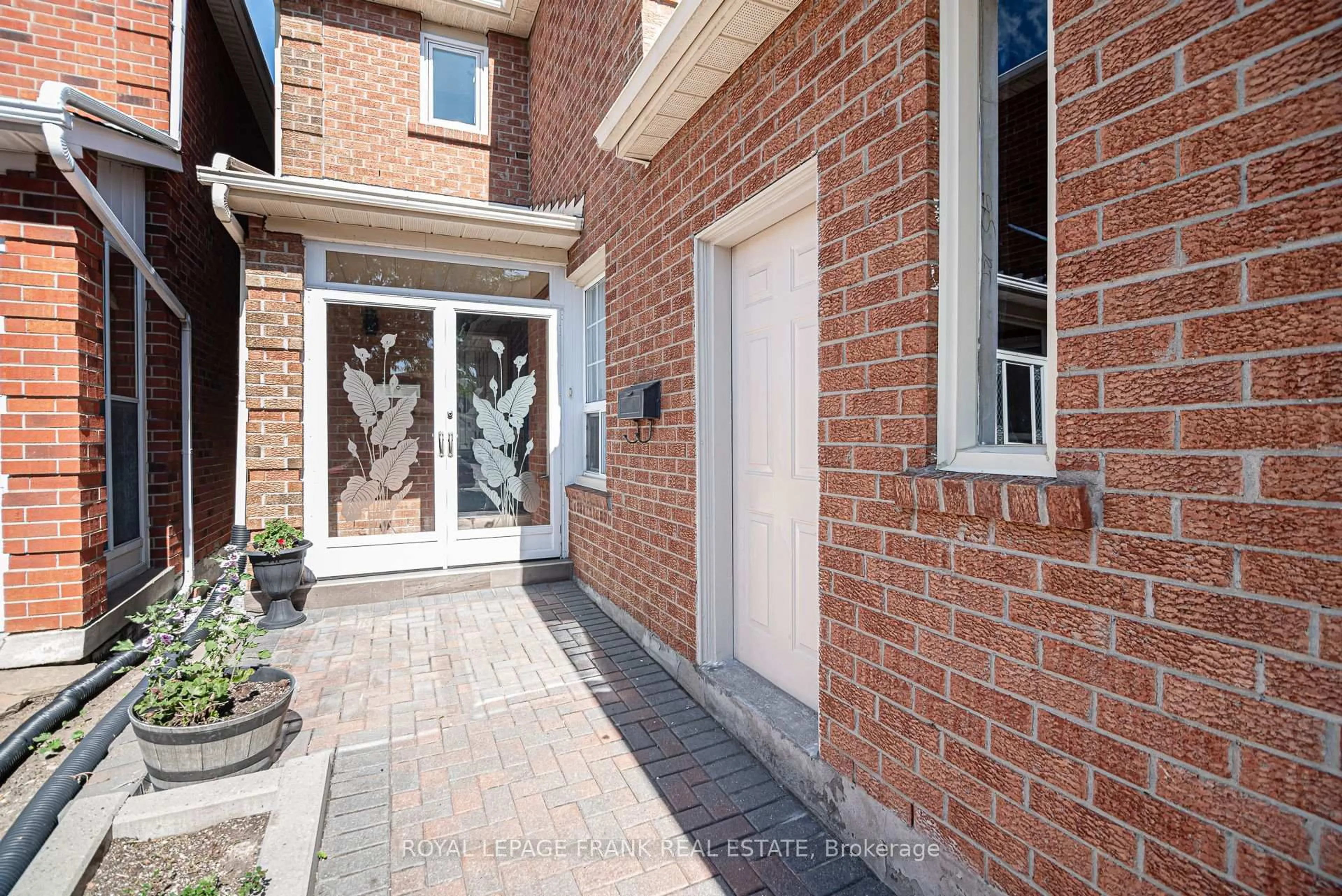 Home with brick exterior material, street for 40 Redhead Cres, Toronto Ontario M1V 3B4