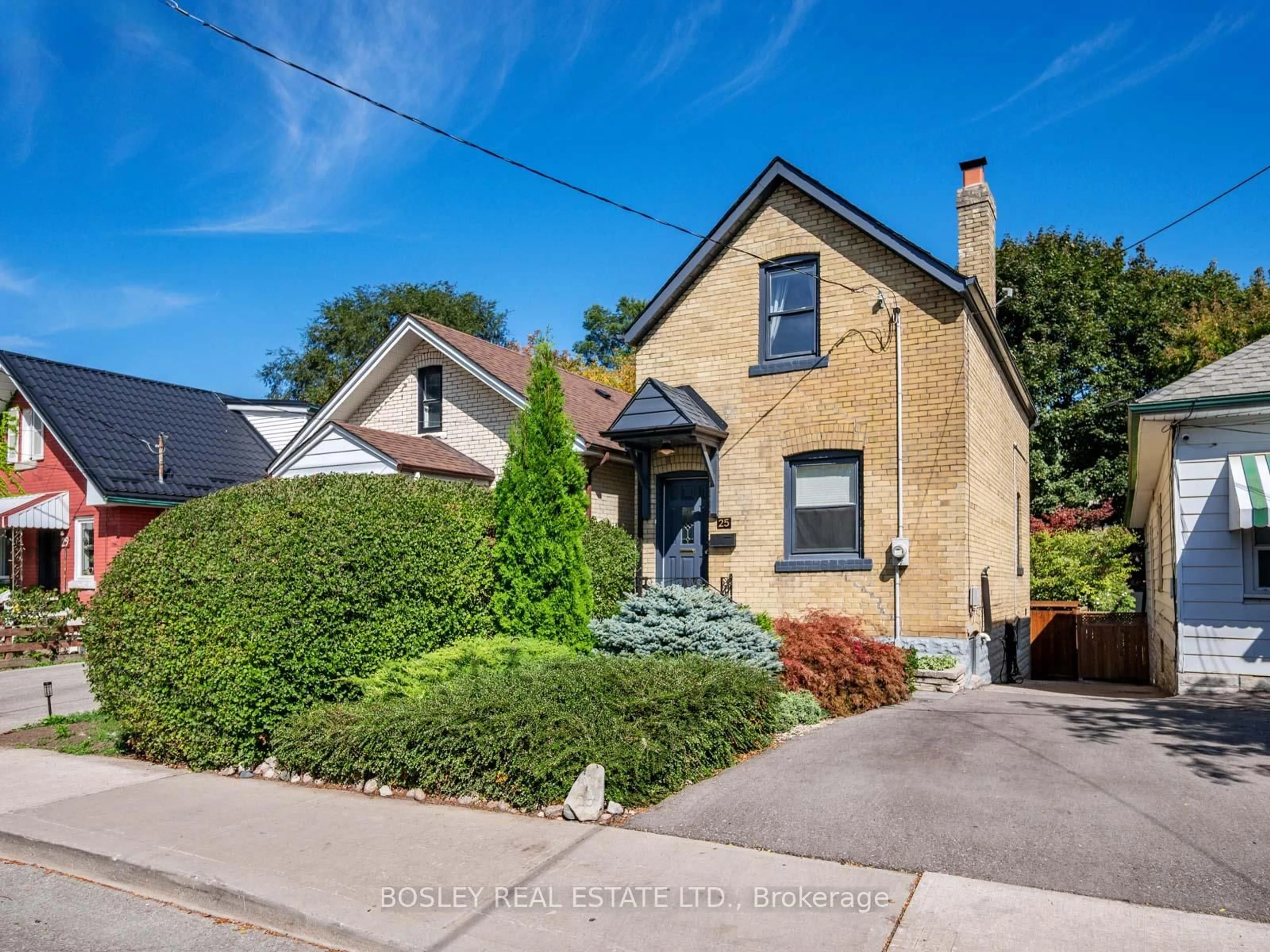 Home with brick exterior material, street for 25 Newman Ave, Toronto Ontario M4C 5A5
