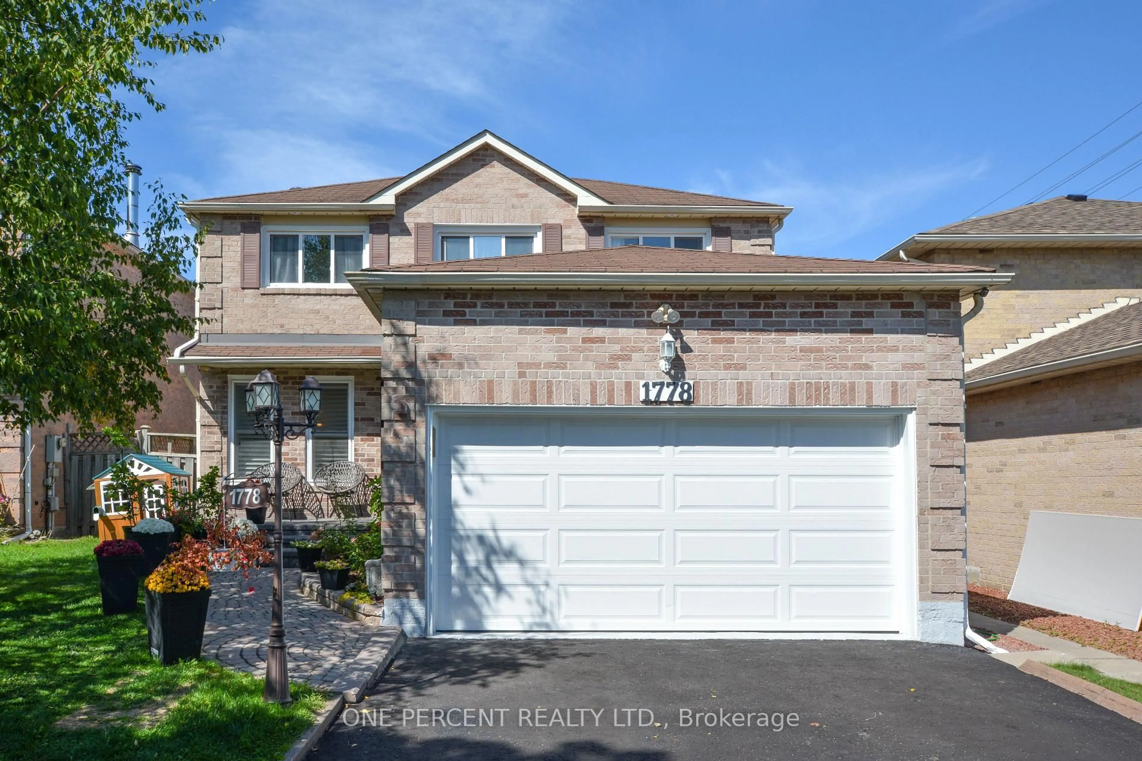 Home with brick exterior material, street for 1778 Silverthorn Sq, Pickering Ontario L1V 5C4