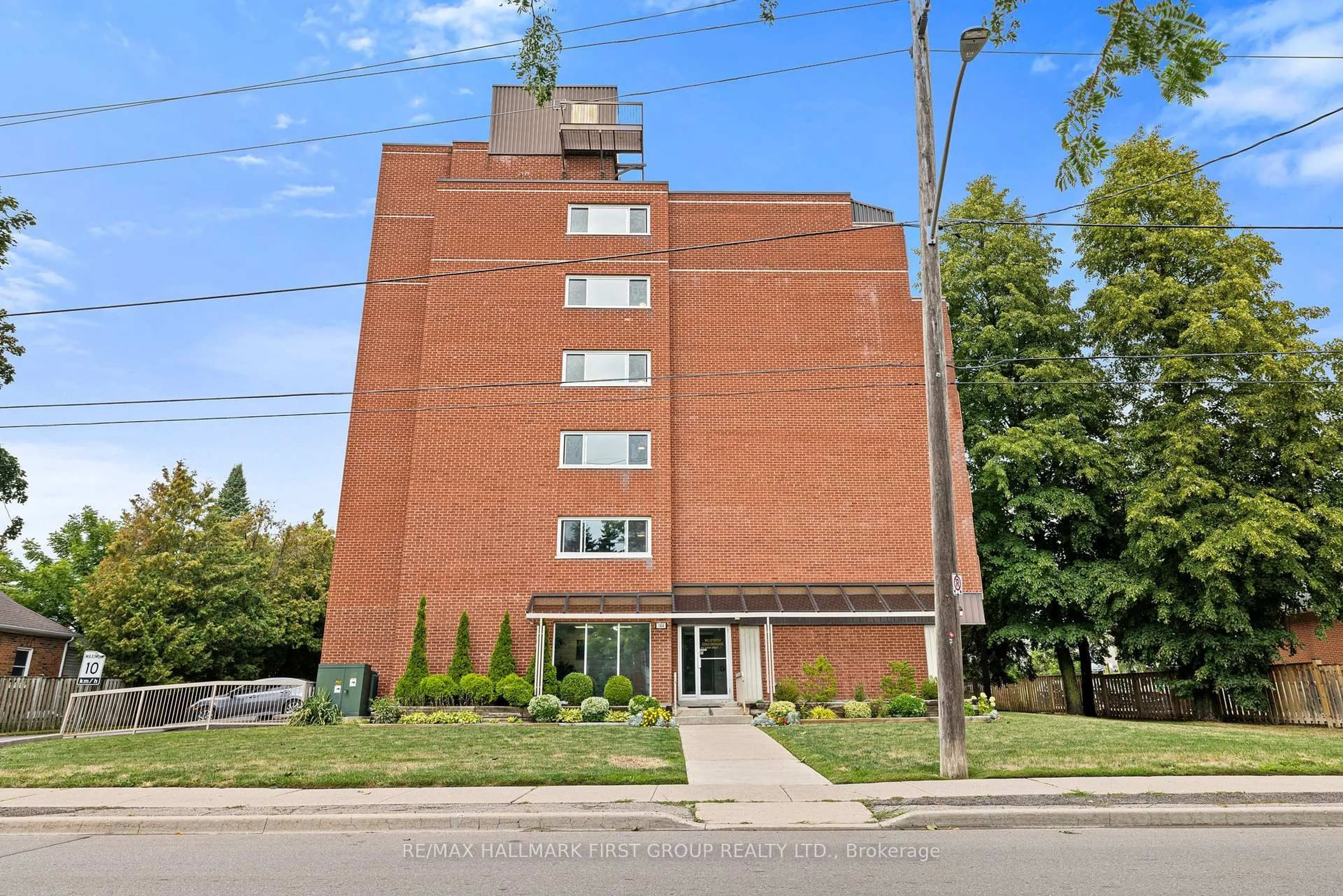 Unknown for 144 Queen St #604, Clarington Ontario L1C 1M9