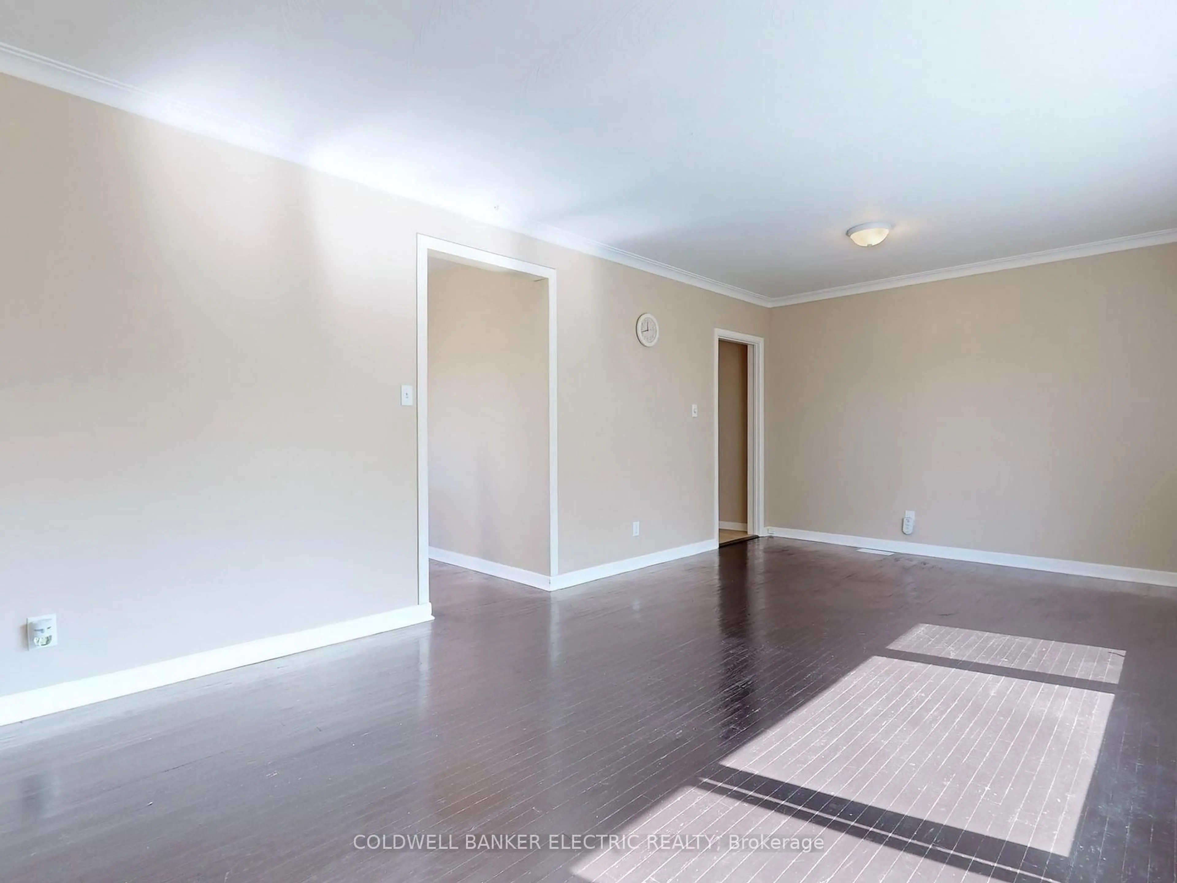 A pic of a room for 10 Cunard St, Toronto Ontario M1J 2N1