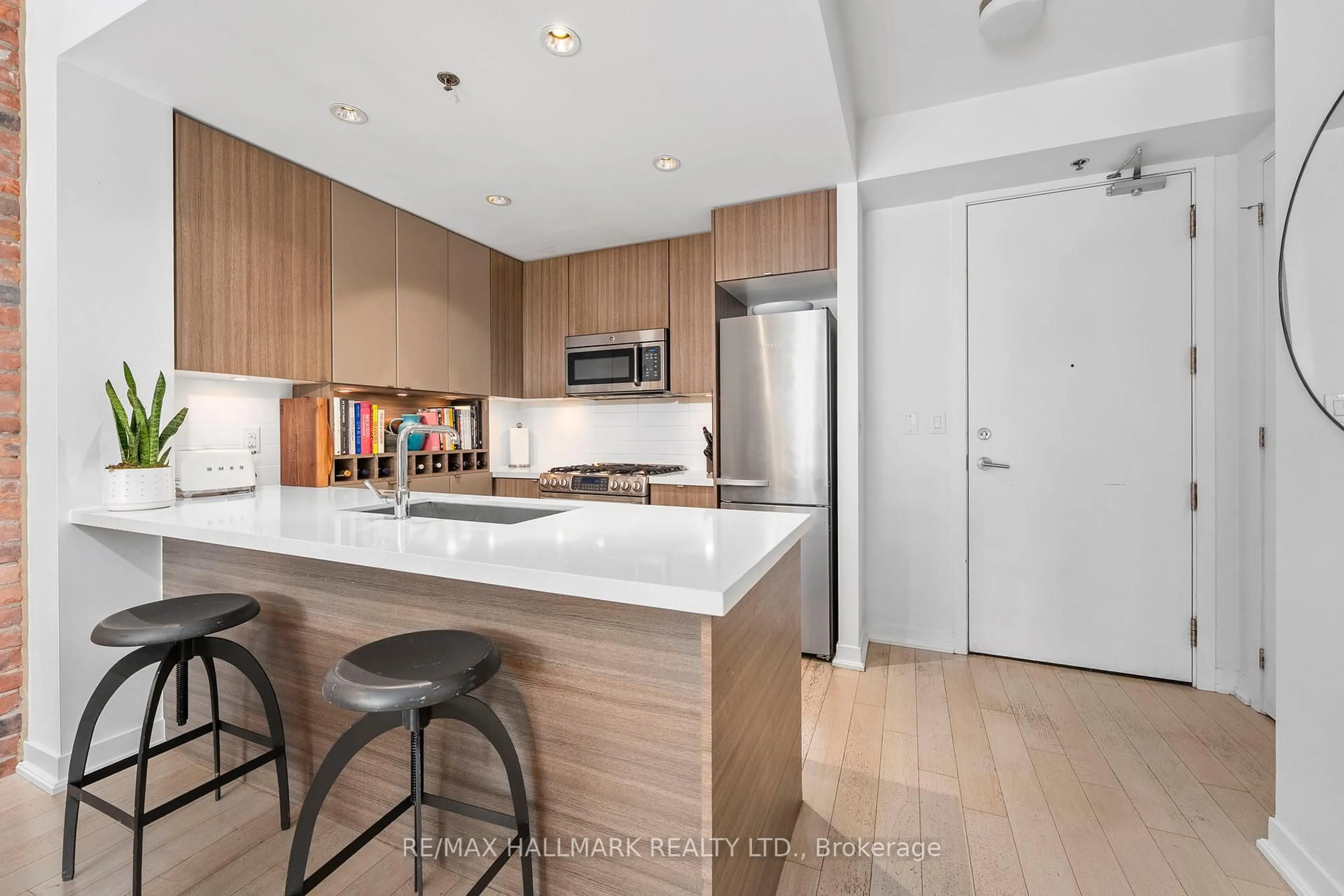 Unknown for 88 Colgate Ave #321, Toronto Ontario M4M 0A6