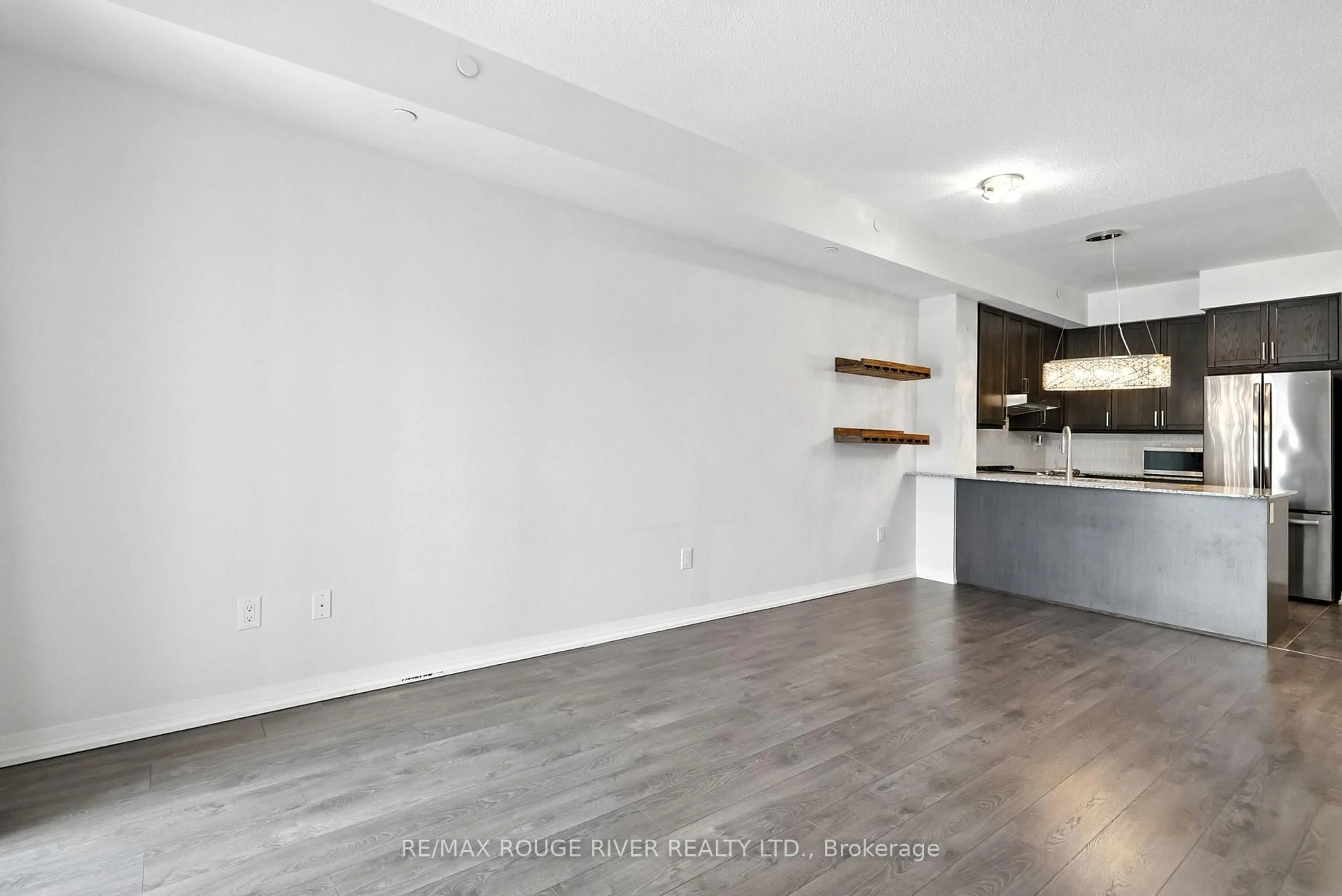 A pic of a room for 70 Shipway Ave #206, Clarington Ontario L1B 0A1