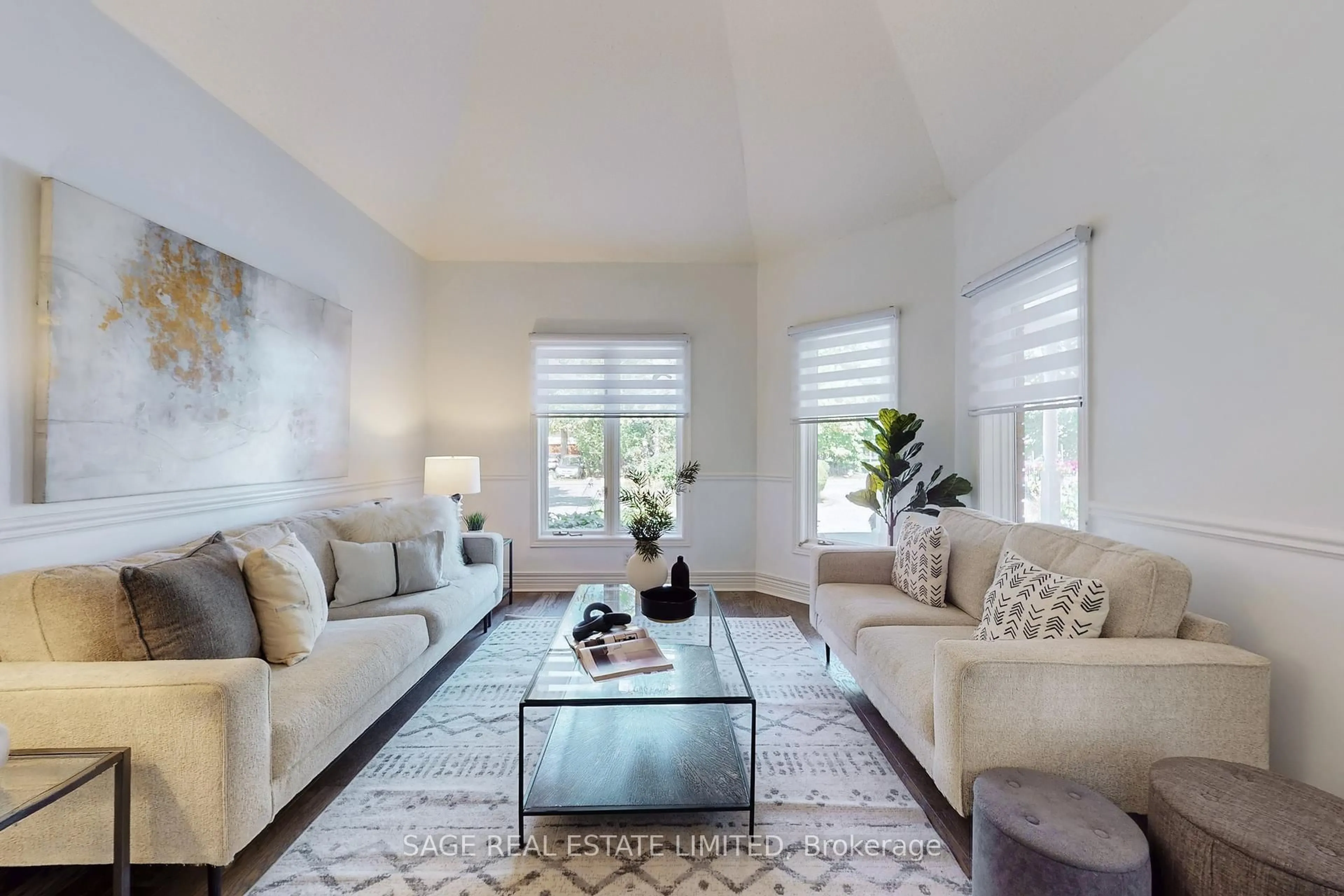 Living room with furniture, unknown for 91 Twyn Rivers Dr, Pickering Ontario L1V 1E1
