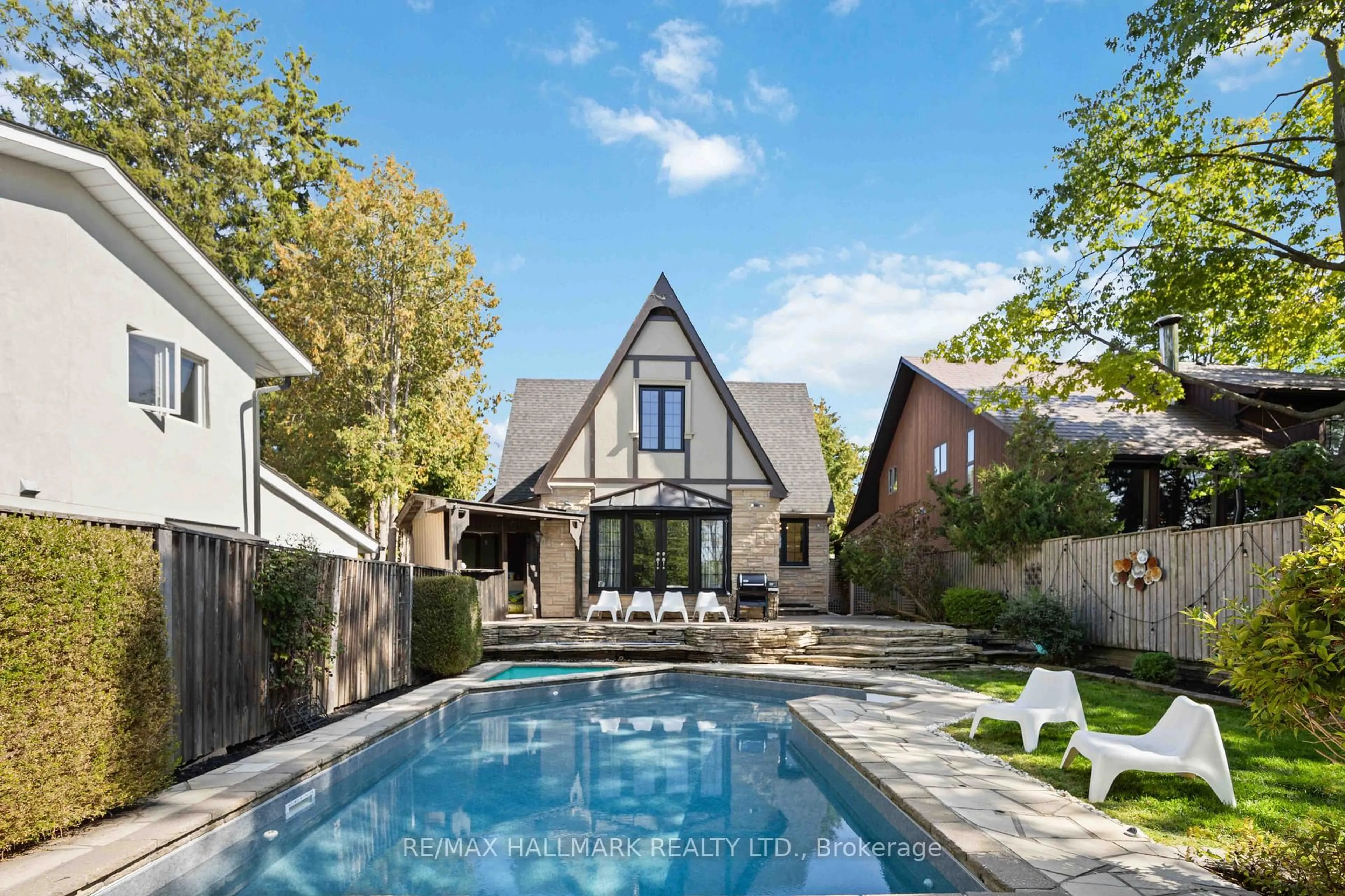 Pool for 386 Woodgrange Ave, Pickering Ontario L1W 2B3