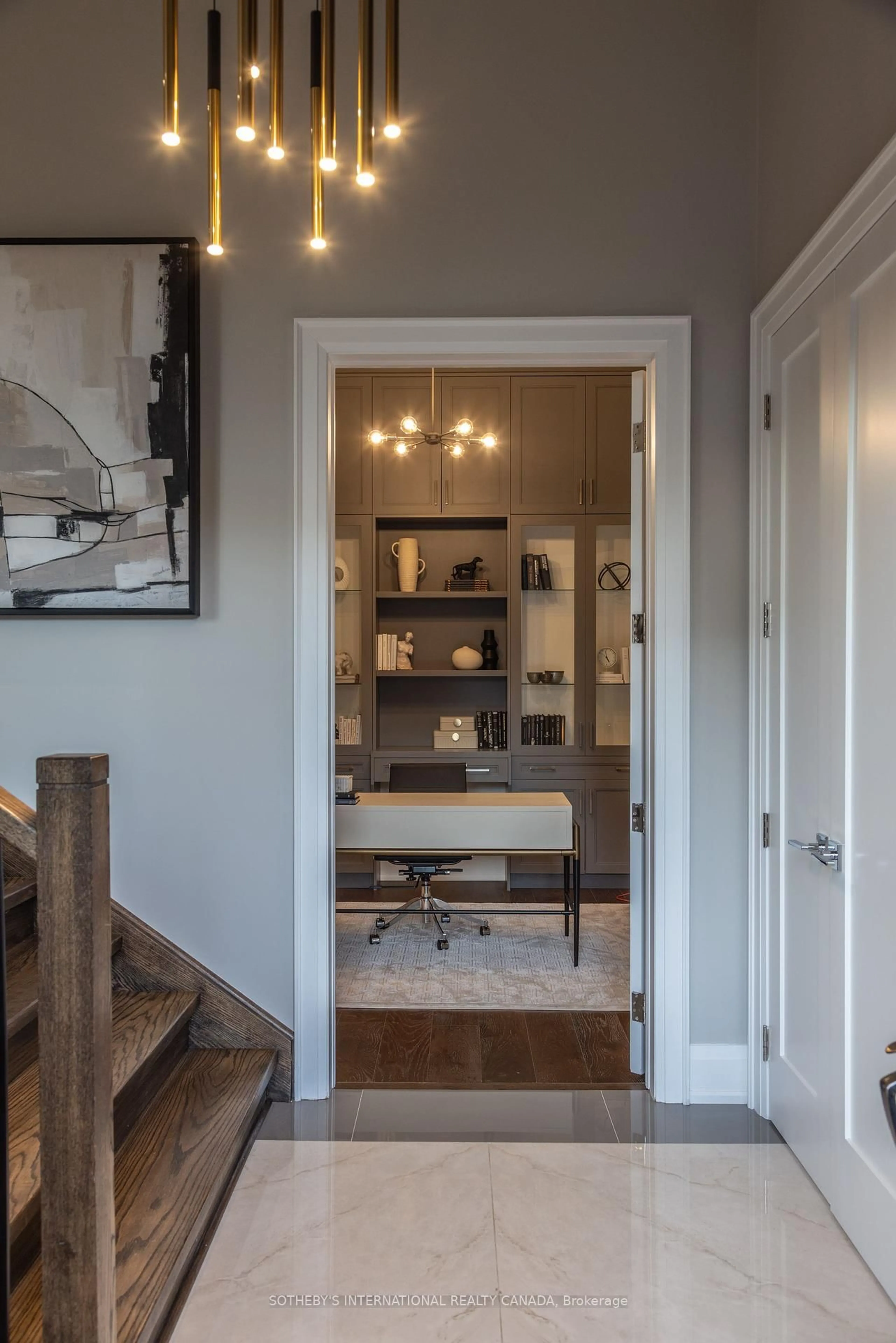 Indoor entryway for 9 Ralston Ave, Toronto Ontario M4C 3L4