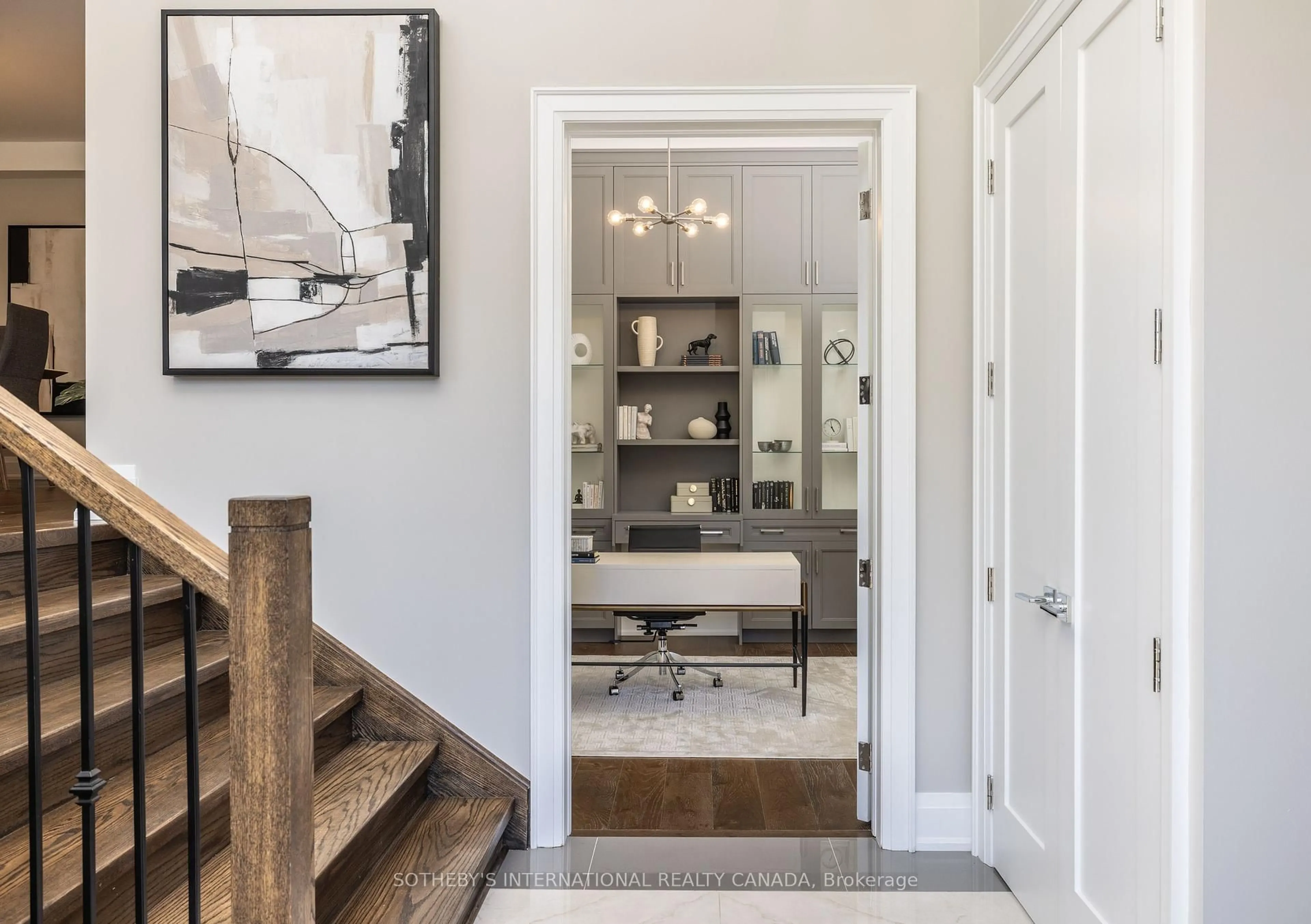 Indoor entryway for 9 Ralston Ave, Toronto Ontario M4C 3L4