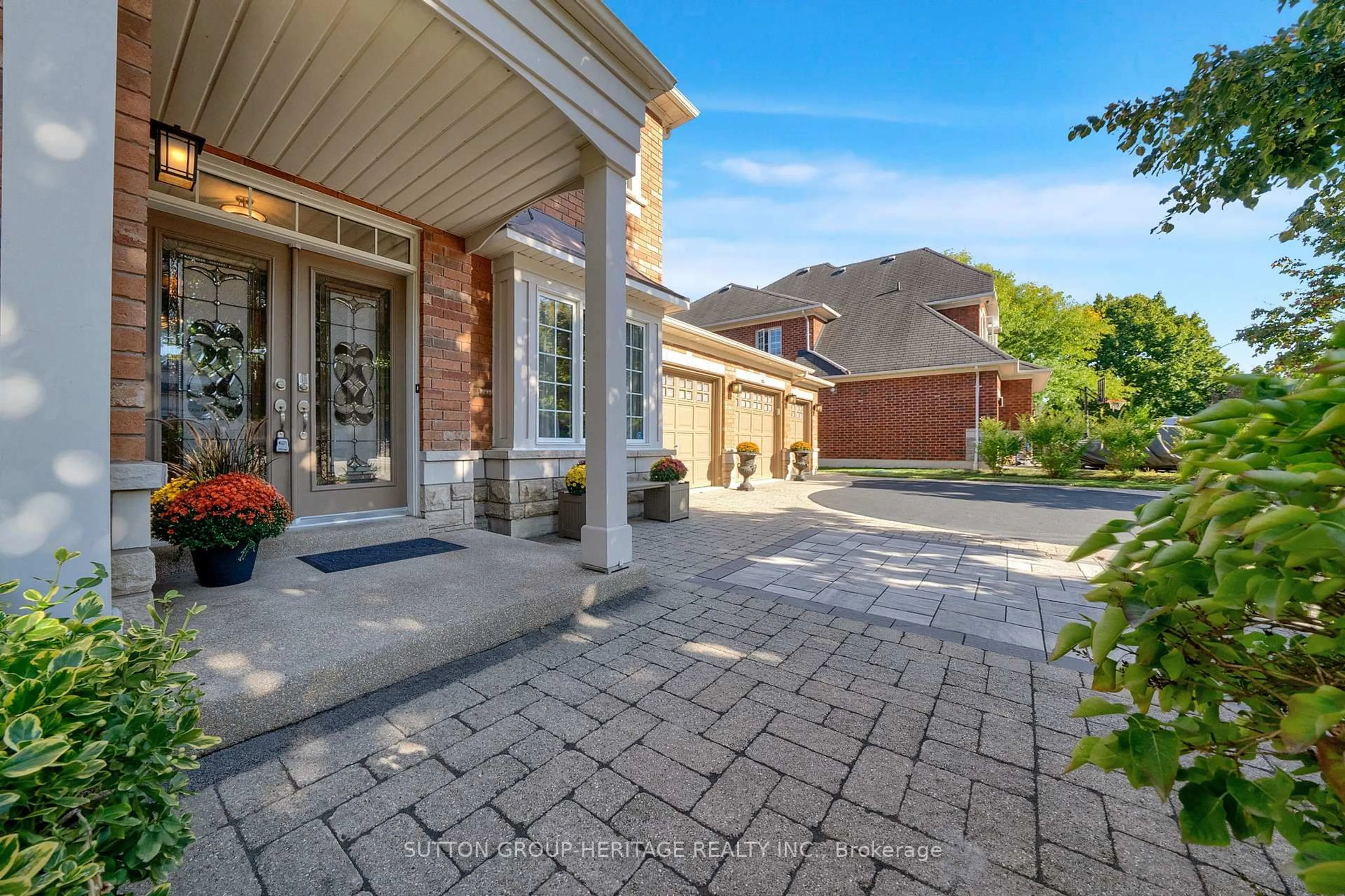 Unknown for 102 Kennett Dr, Whitby Ontario L1P 1L5