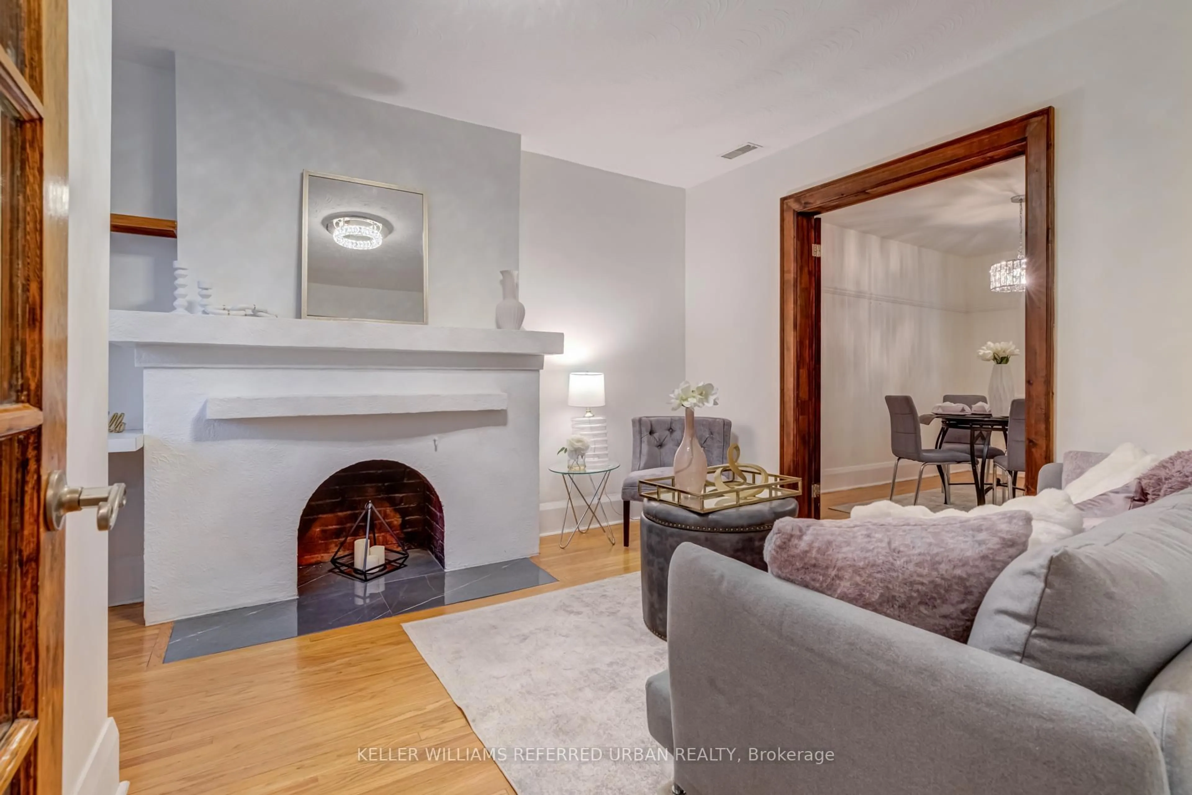 Living room with furniture, unknown for 188 O'Connor Dr, Toronto Ontario M4J 2T1