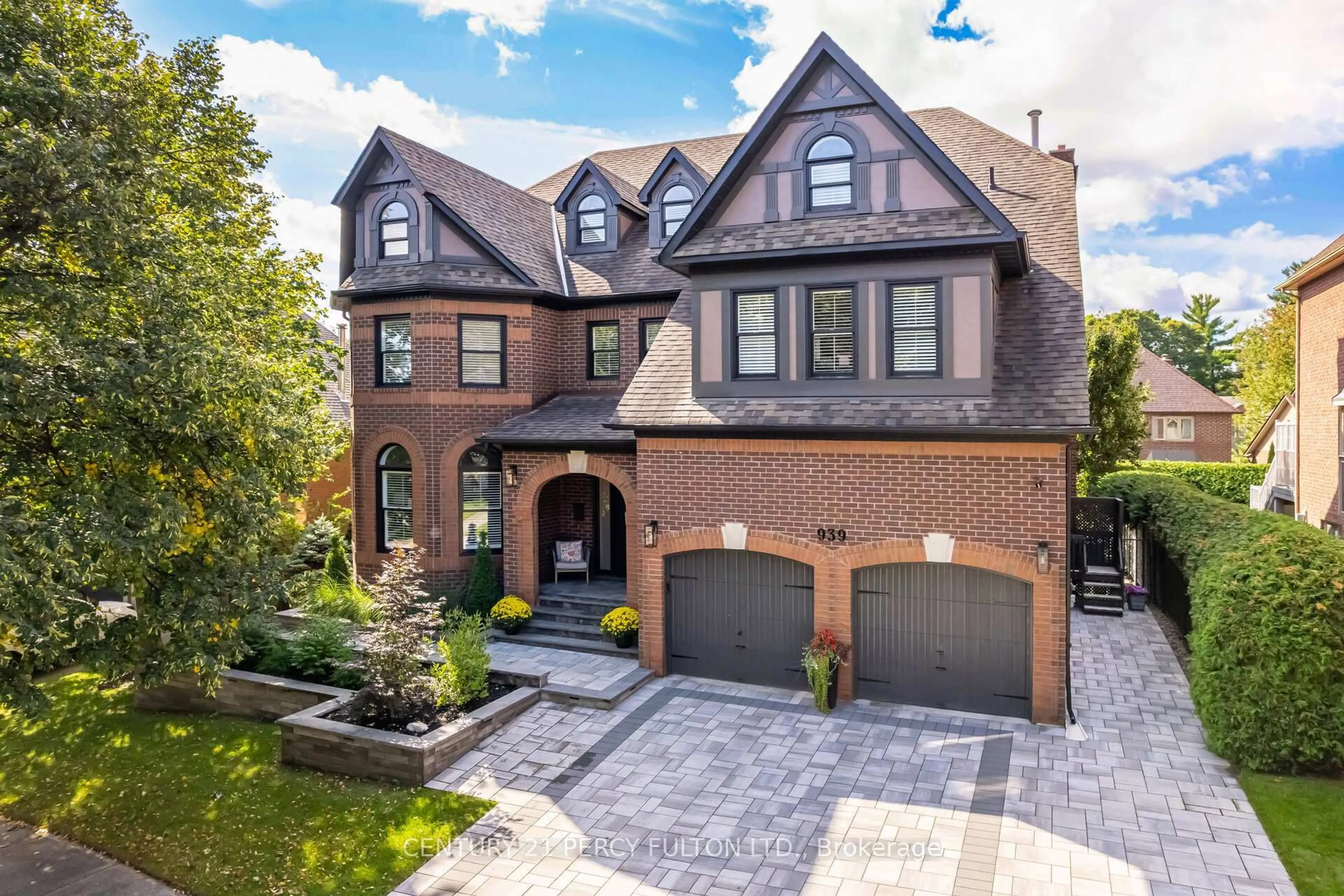Home with brick exterior material, street for 939 Duncannon Dr, Pickering Ontario L1X 2P3