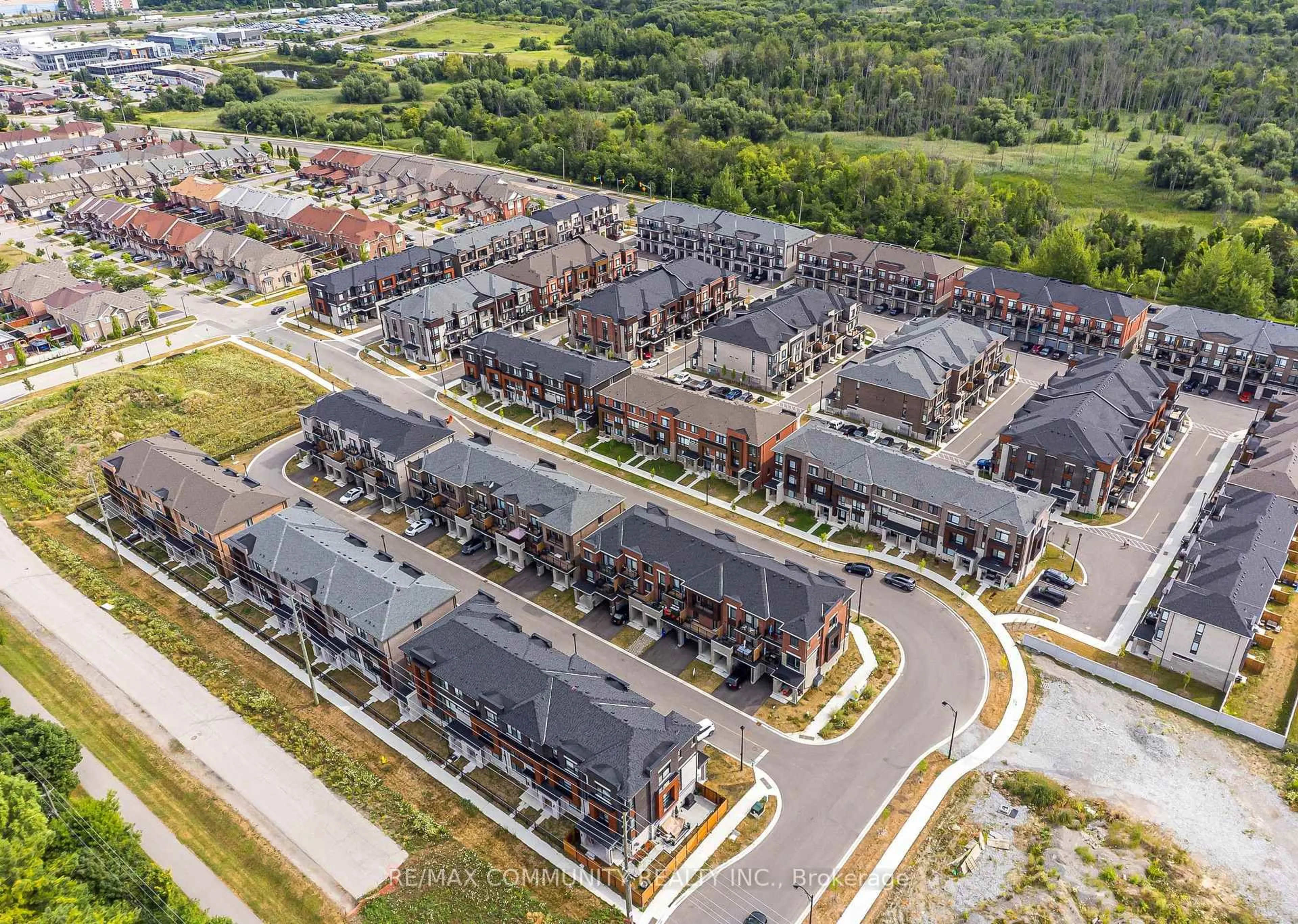 A pic from outside/outdoor area/front of a property/back of a property/a pic from drone, unknown for 512 Danks Ridge Dr, Ajax Ontario L1S 0H4