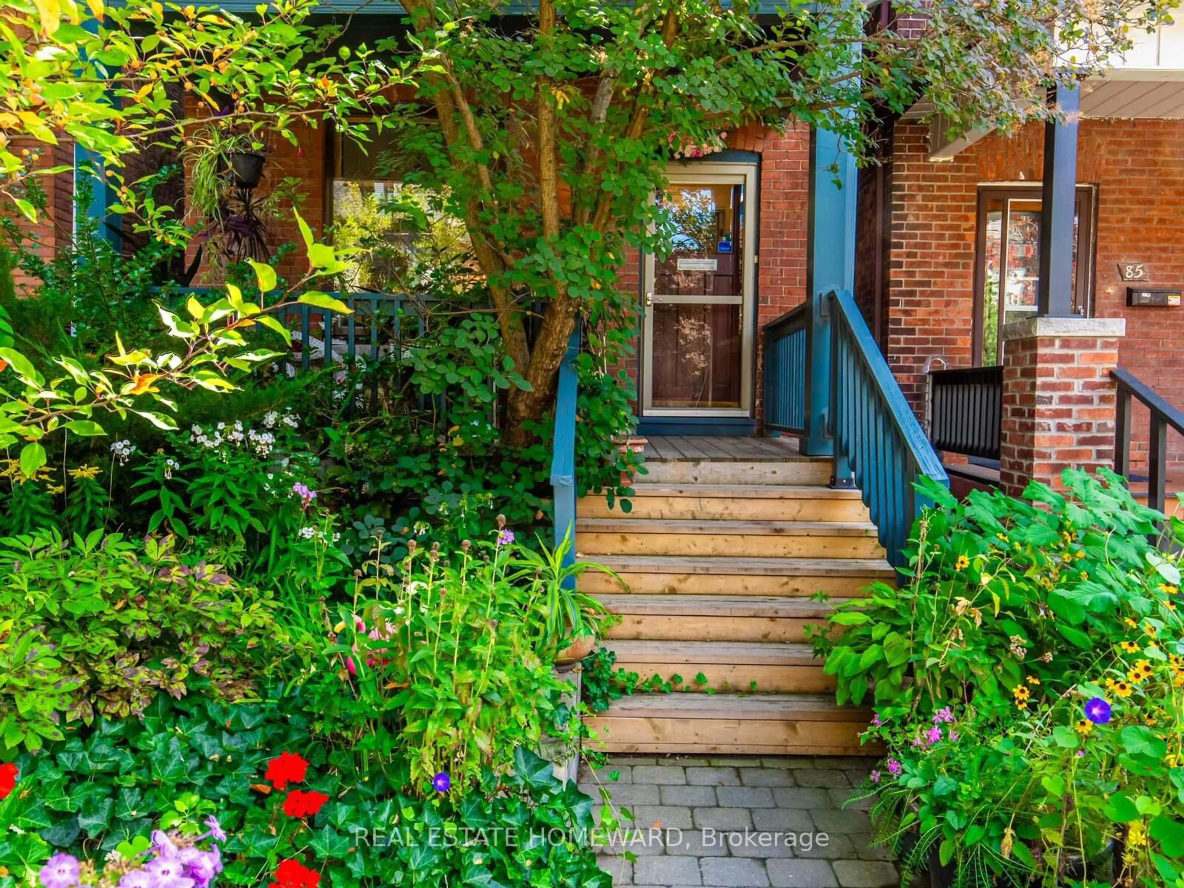 Unknown for 87 Harcourt Ave, Toronto Ontario M4J 1J3