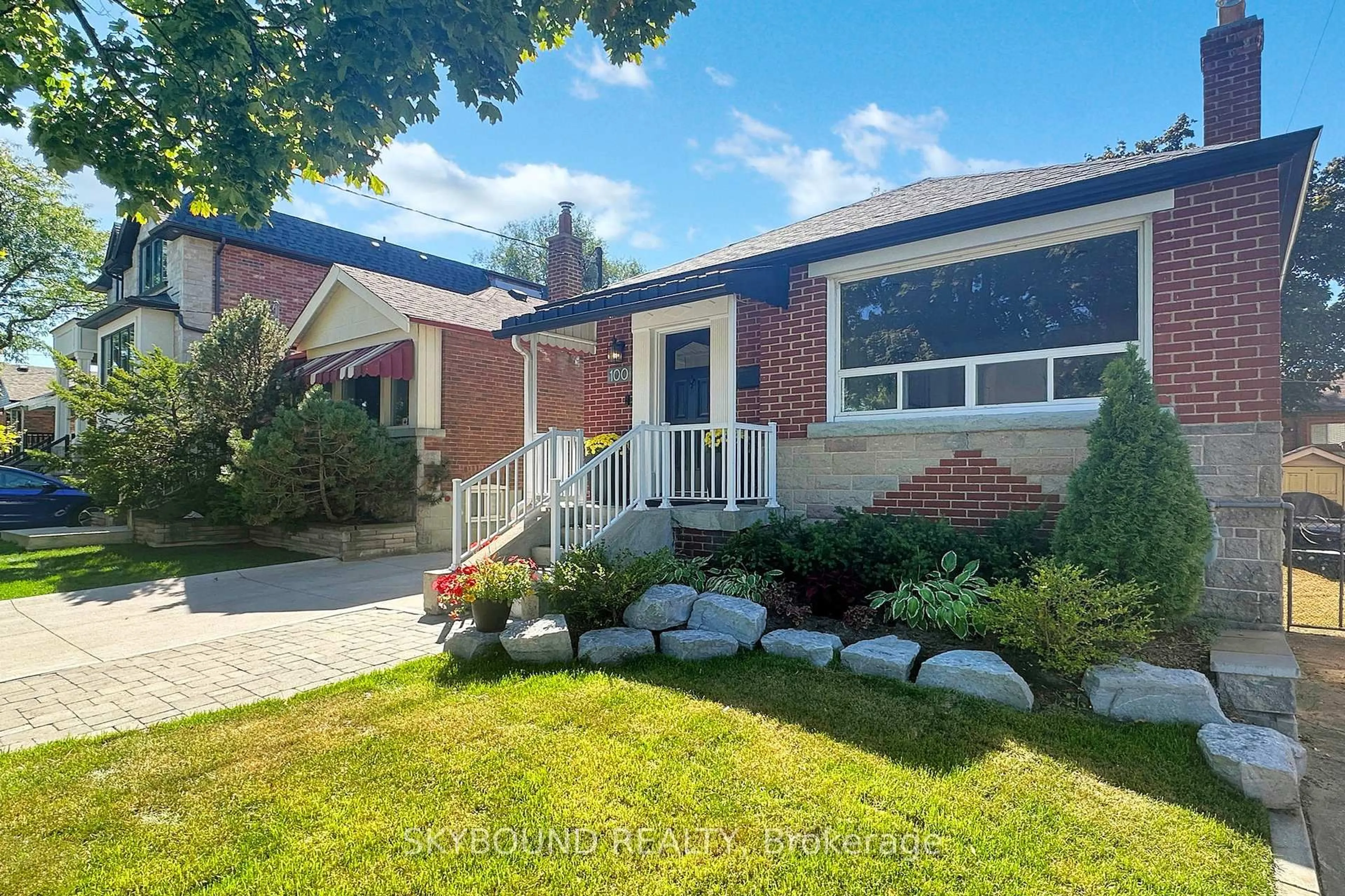 Home with brick exterior material, street for 100 Lankin Blvd, Toronto Ontario M4J 4X3