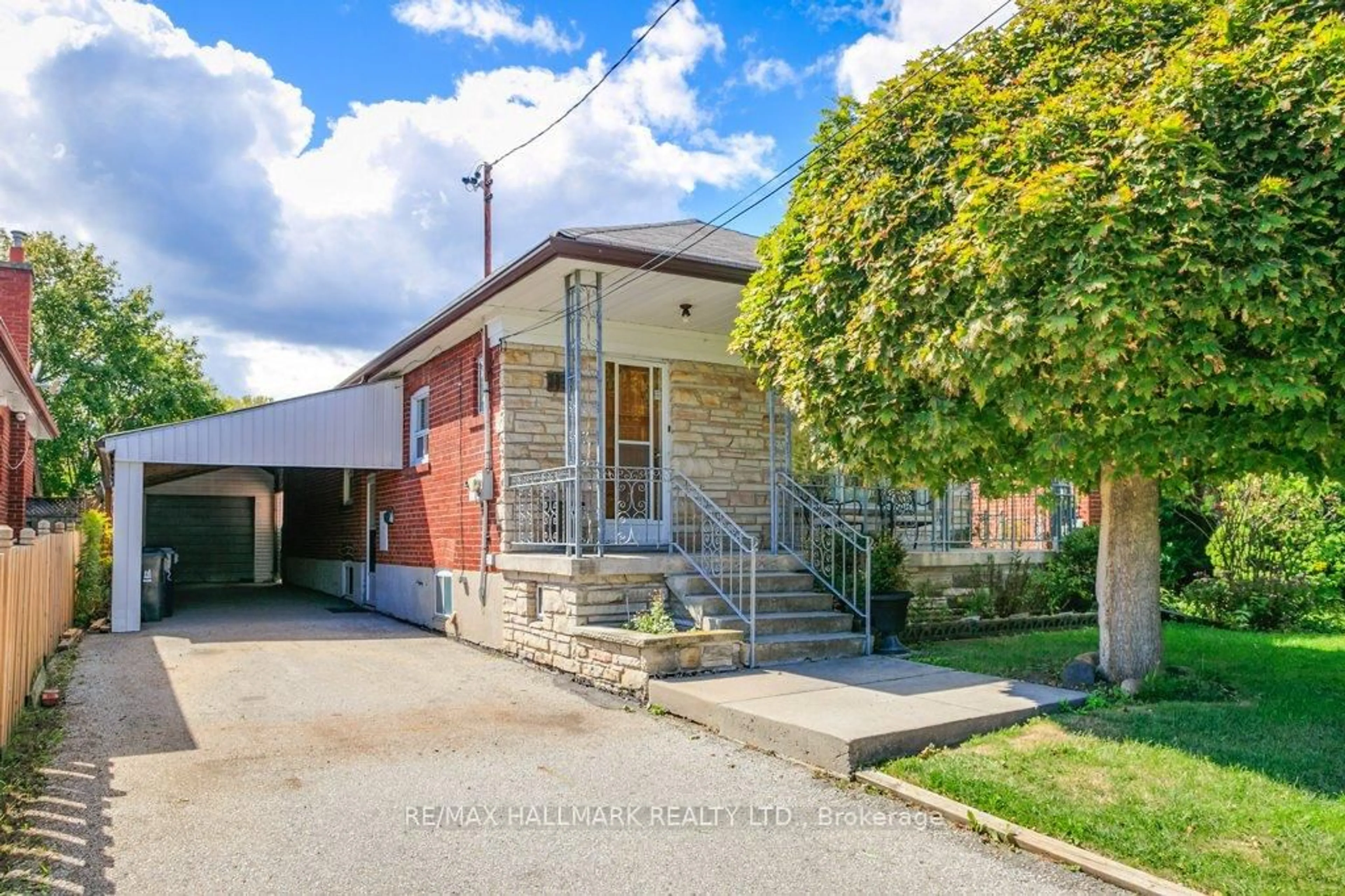 Home with brick exterior material, street for 113 Shropshire Dr, Toronto Ontario M1P 1Z3