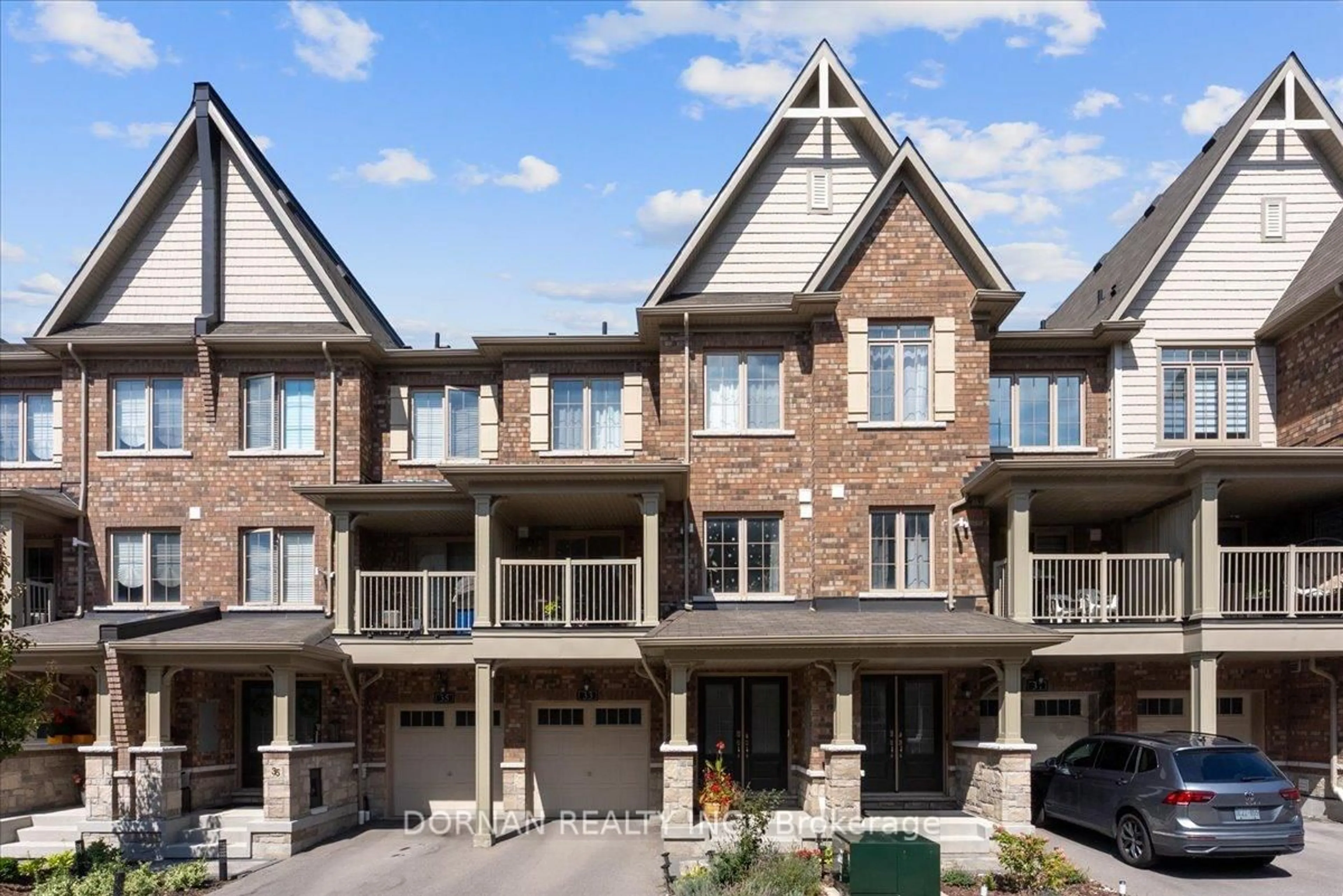 Home with brick exterior material, unknown for 33 Mappin Way, Whitby Ontario L1R 0R4