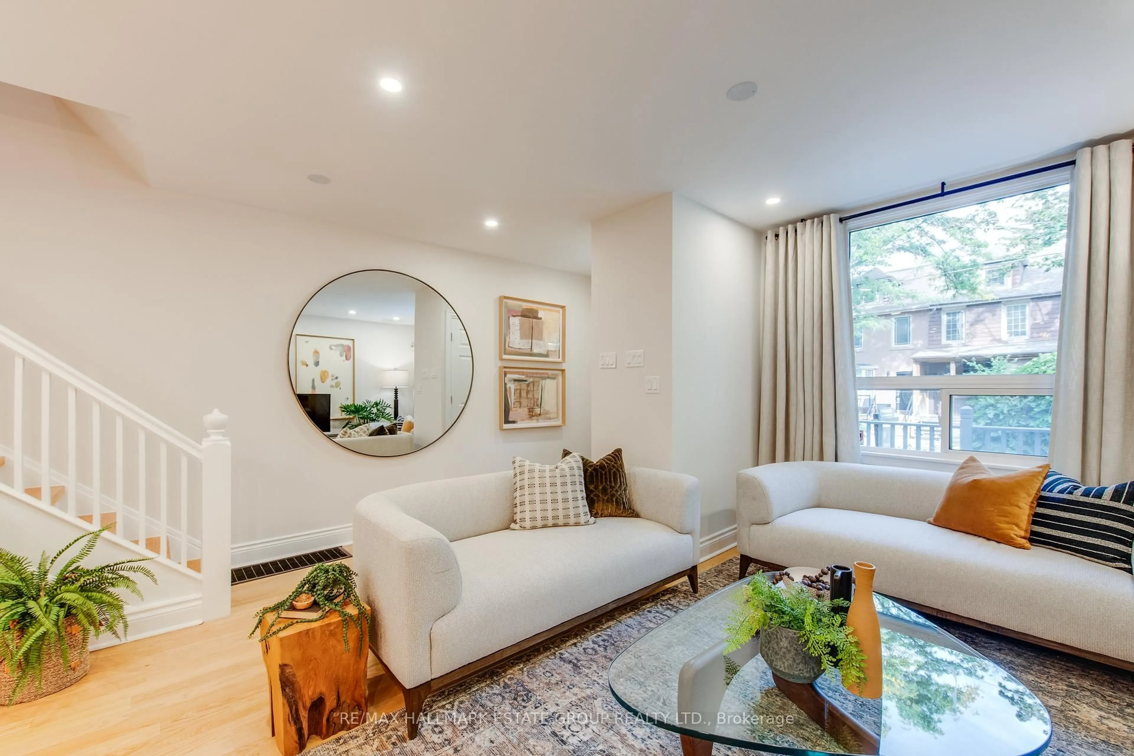 Living room with furniture, unknown for 58 Marjory Ave, Toronto Ontario M4M 2Y4