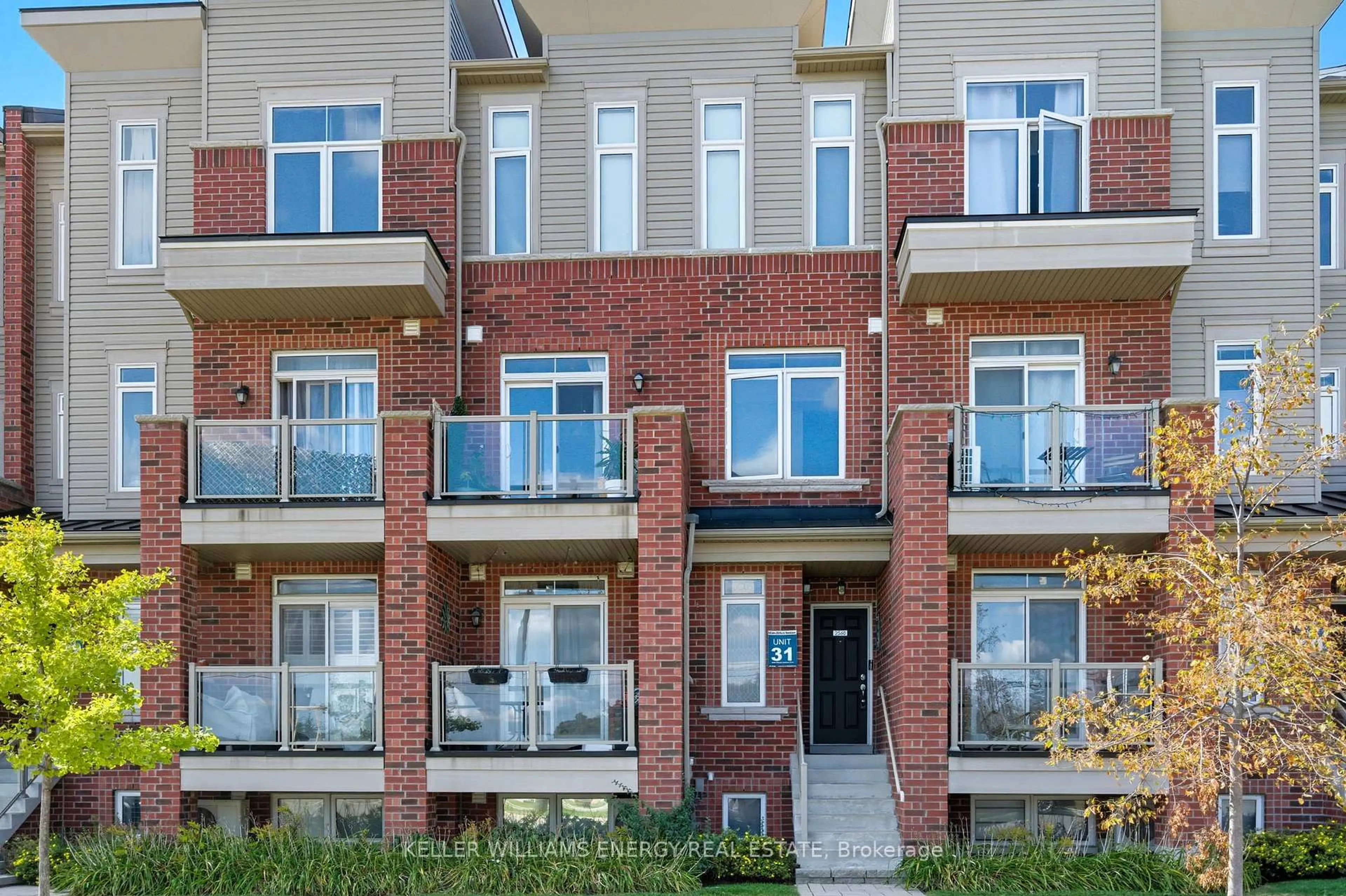 Home with brick exterior material, unknown for 2568 William Jackson Dr #259, Pickering Ontario L1X 0E5