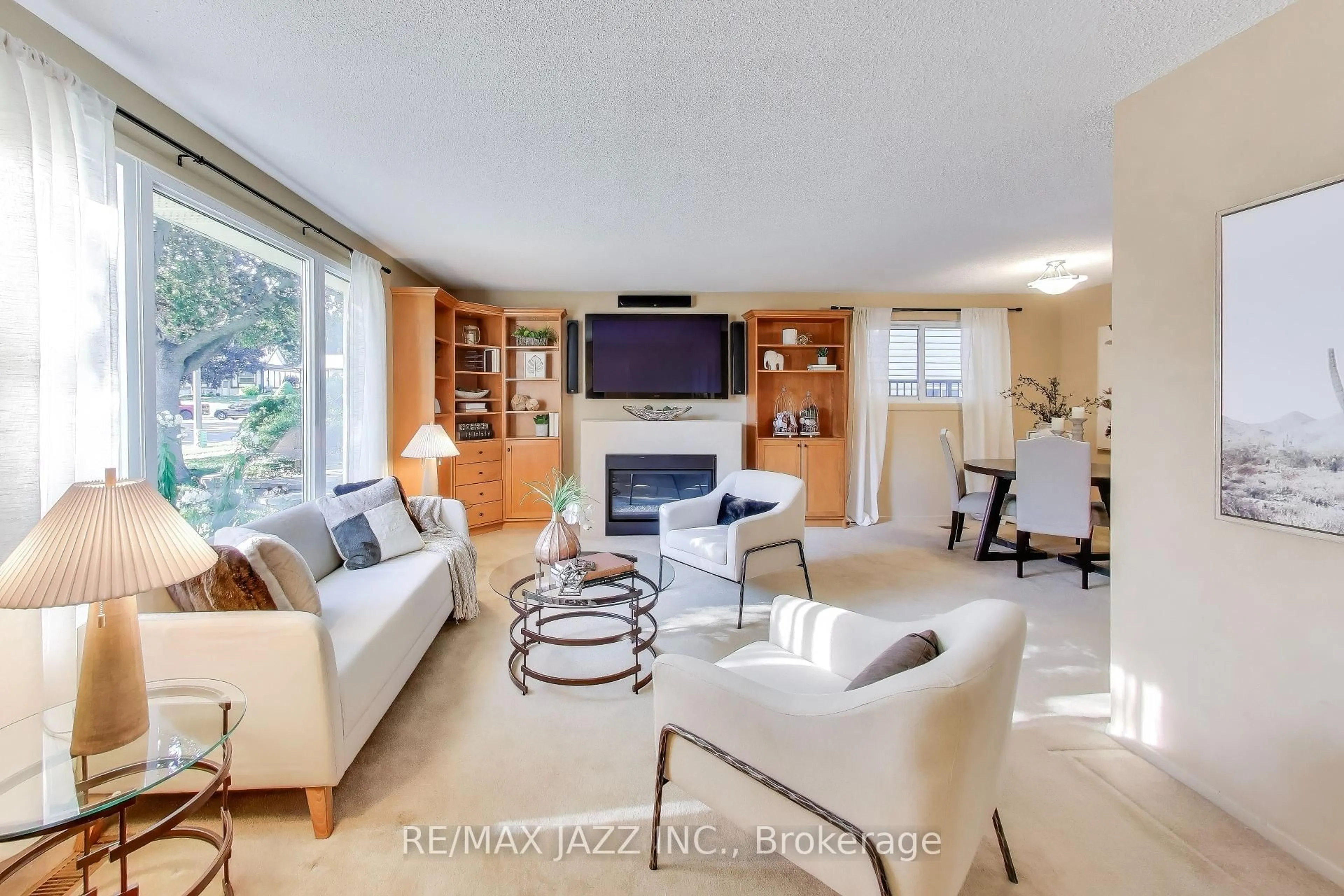 Living room with furniture, unknown for 417 Crestwood Dr, Oshawa Ontario L1G 2R4