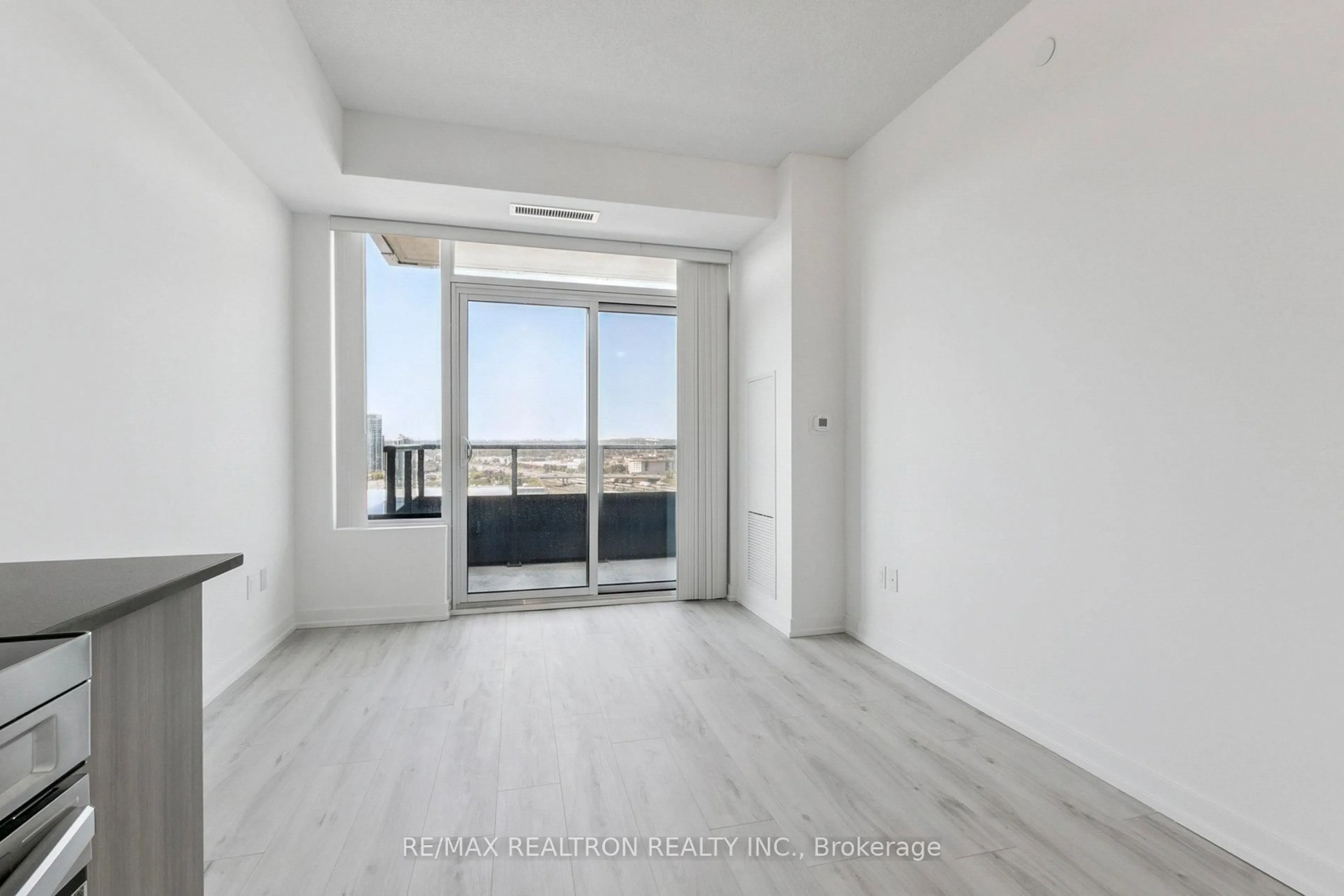 A pic of a room for 1435 Celebration Dr #1701, Pickering Ontario L1W 0C4