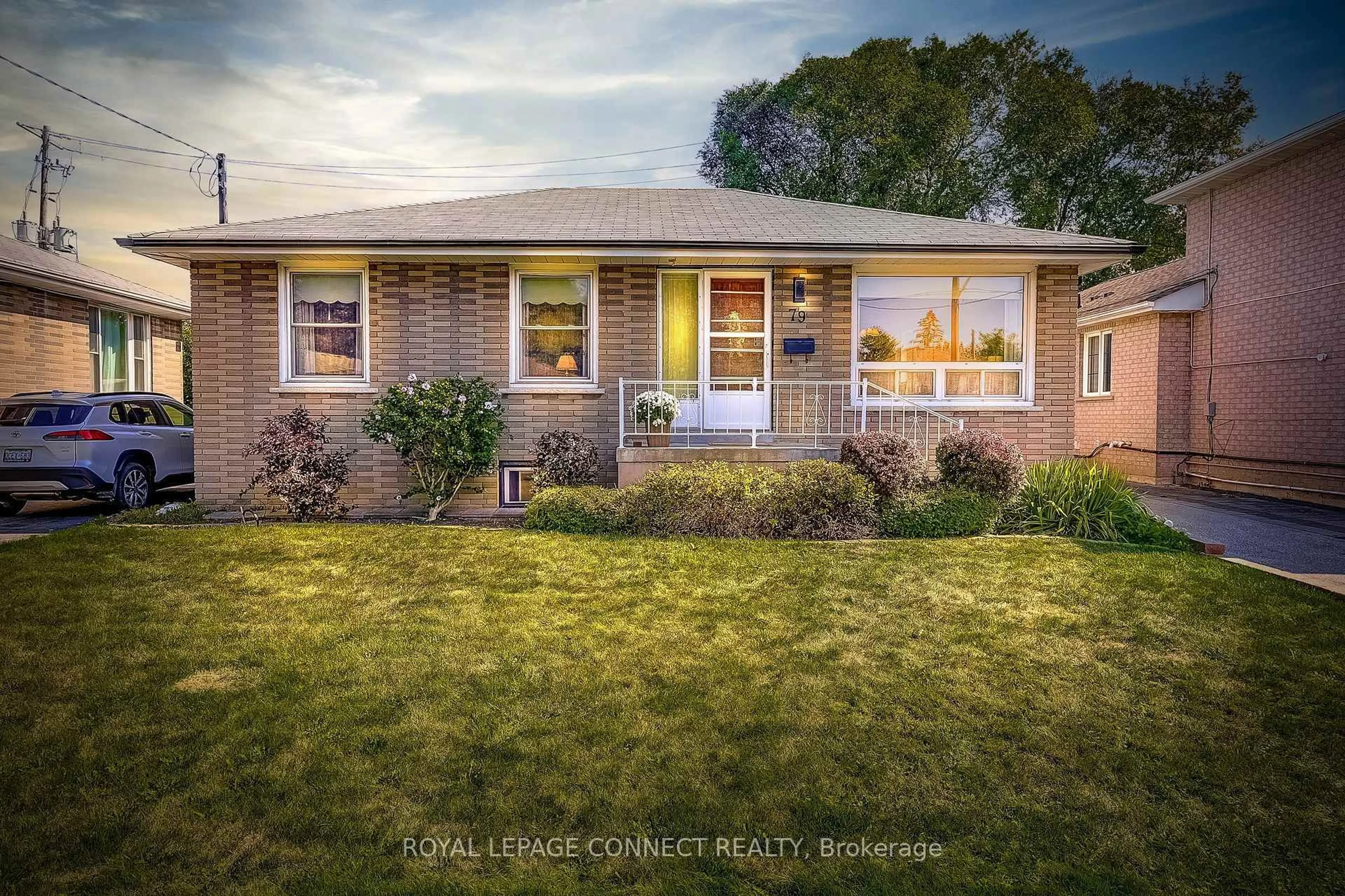 Home with vinyl exterior material, street for 79 Greenock Ave, Toronto Ontario M1G 3A2