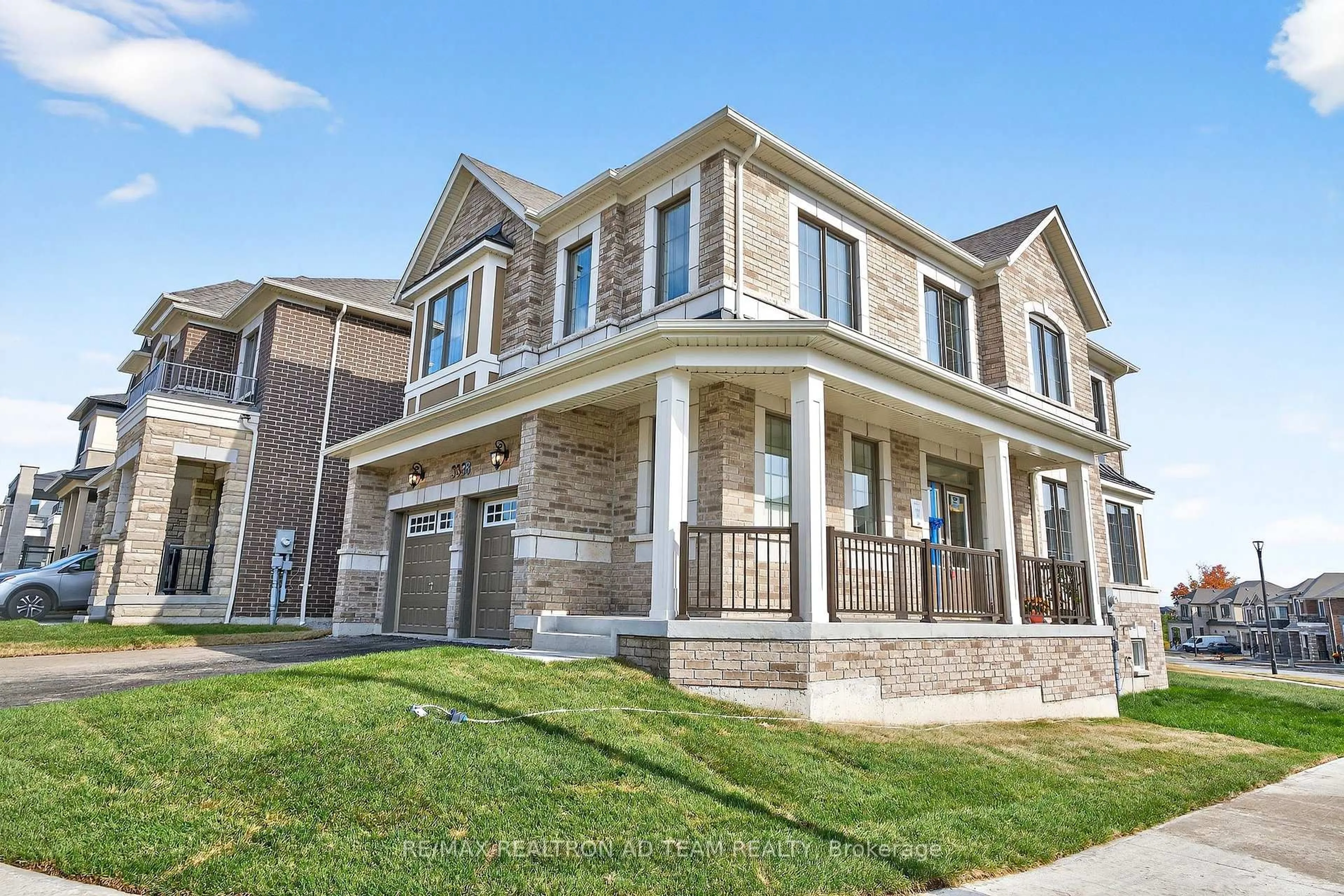 Home with brick exterior material, unknown for 3338 Marchington Sq, Pickering Ontario L1X 0T2