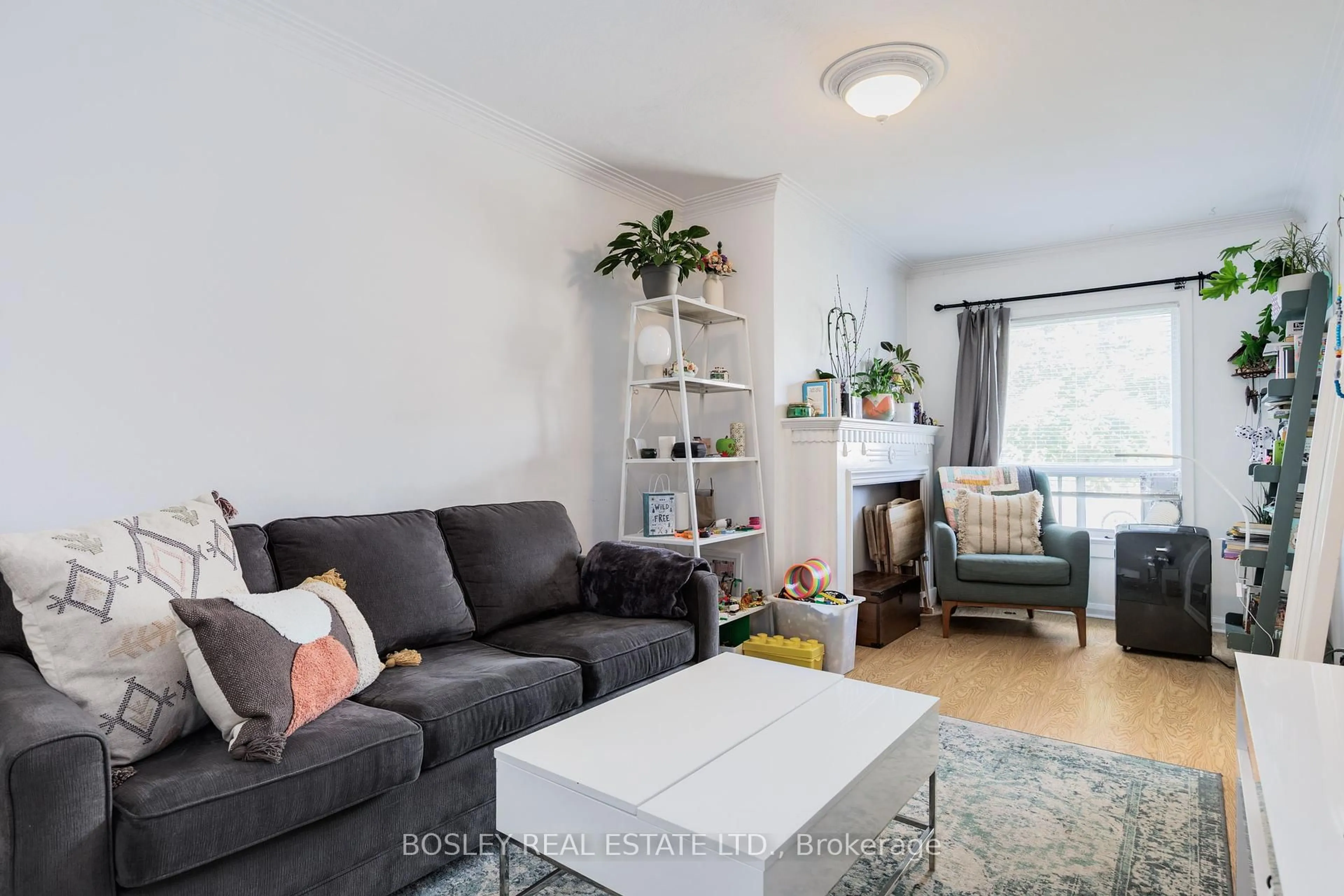 Living room with furniture, unknown for 203 Virginia Ave, Toronto Ontario M4C 2T6